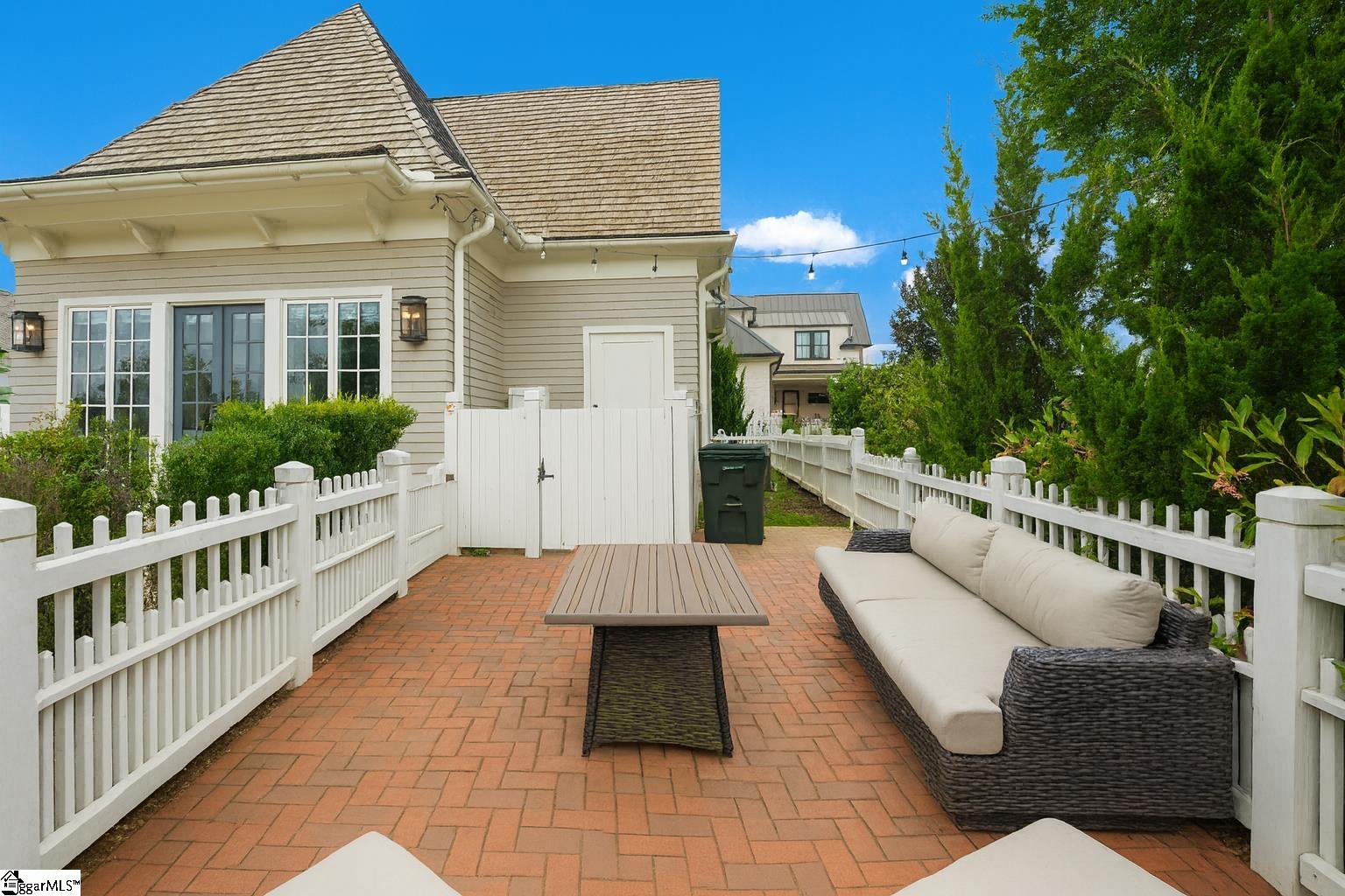 33 Bowman Road Greenville, SC 29615