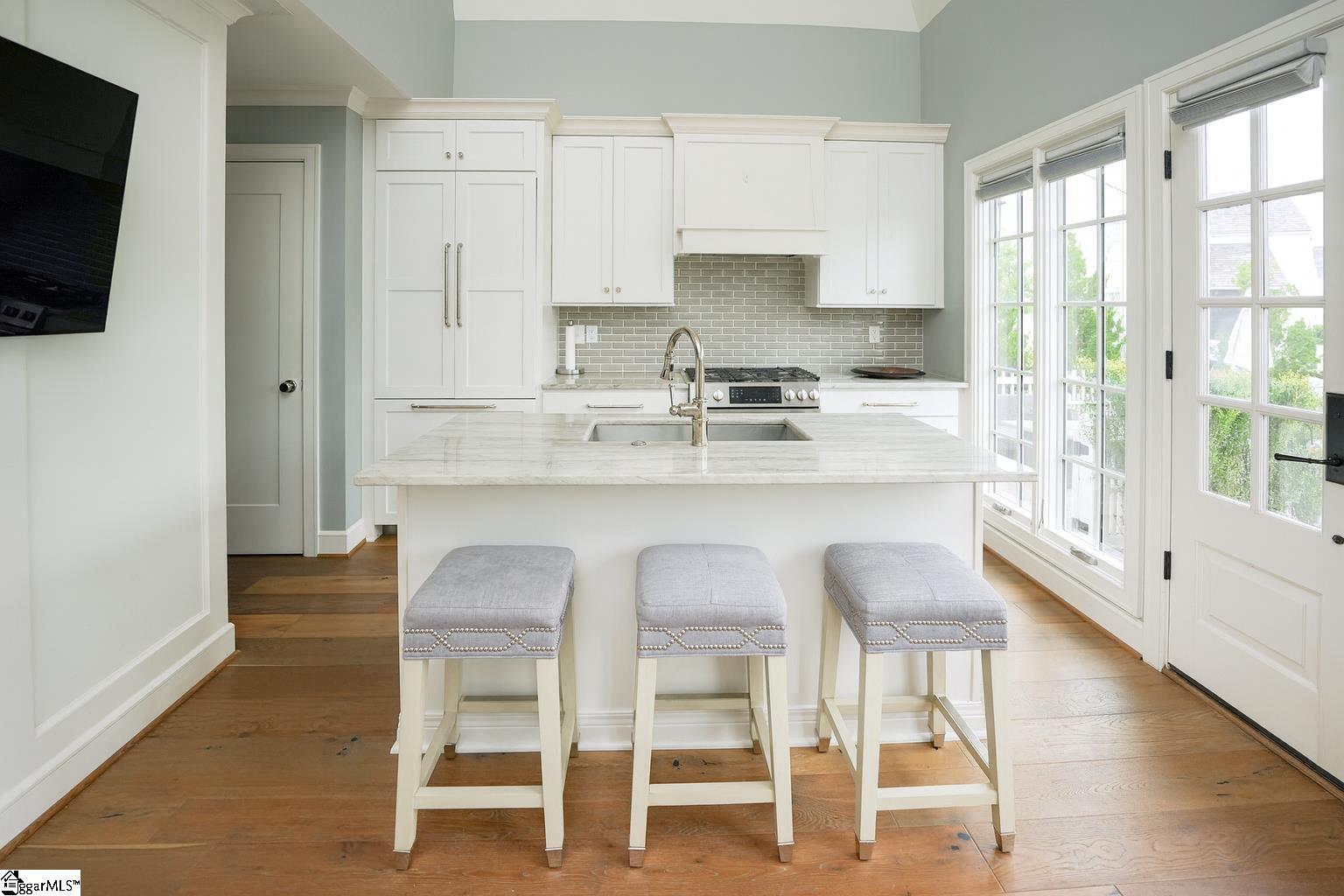 33 Bowman Road Greenville, SC 29615