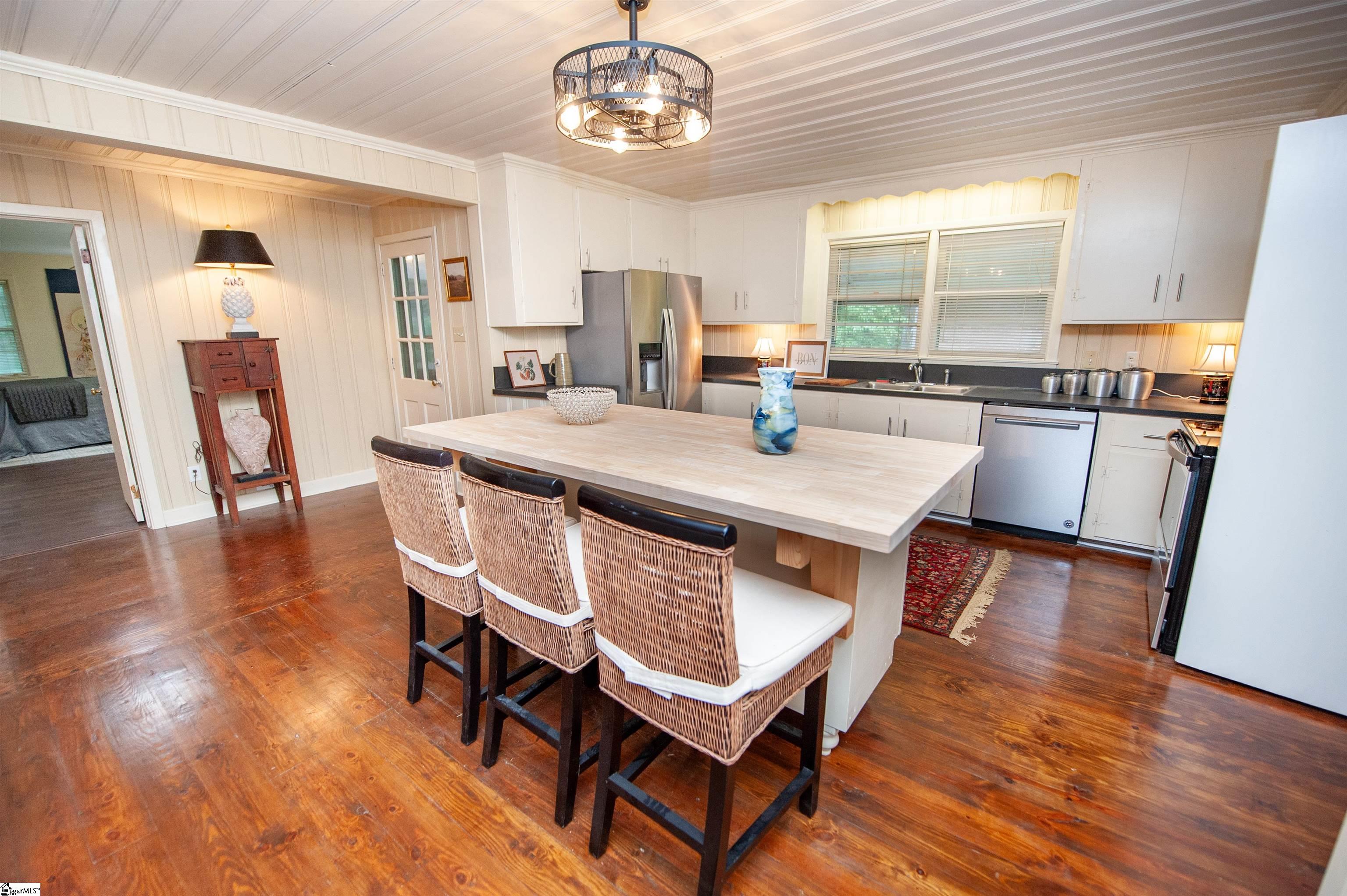 101 Kent Place Spartanburg, SC 29307