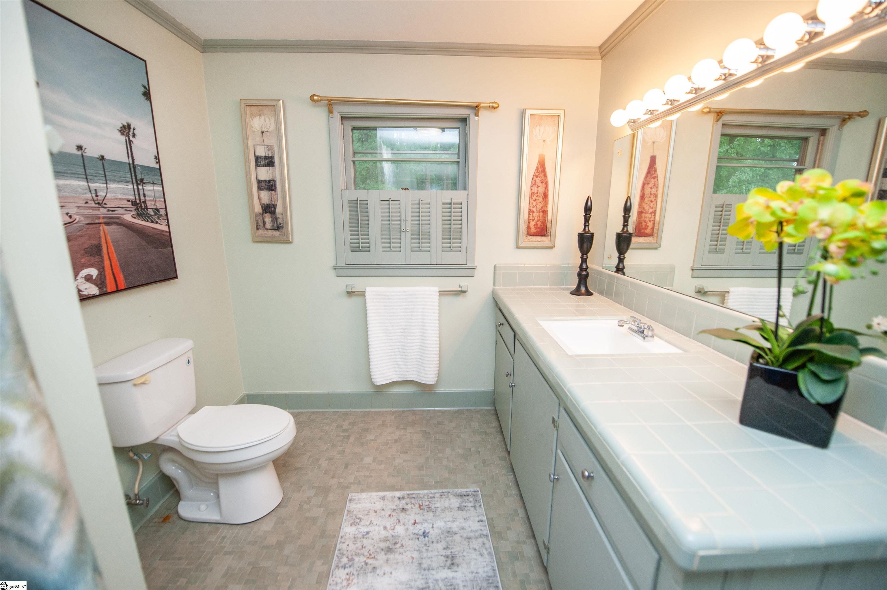 101 Kent Place Spartanburg, SC 29307