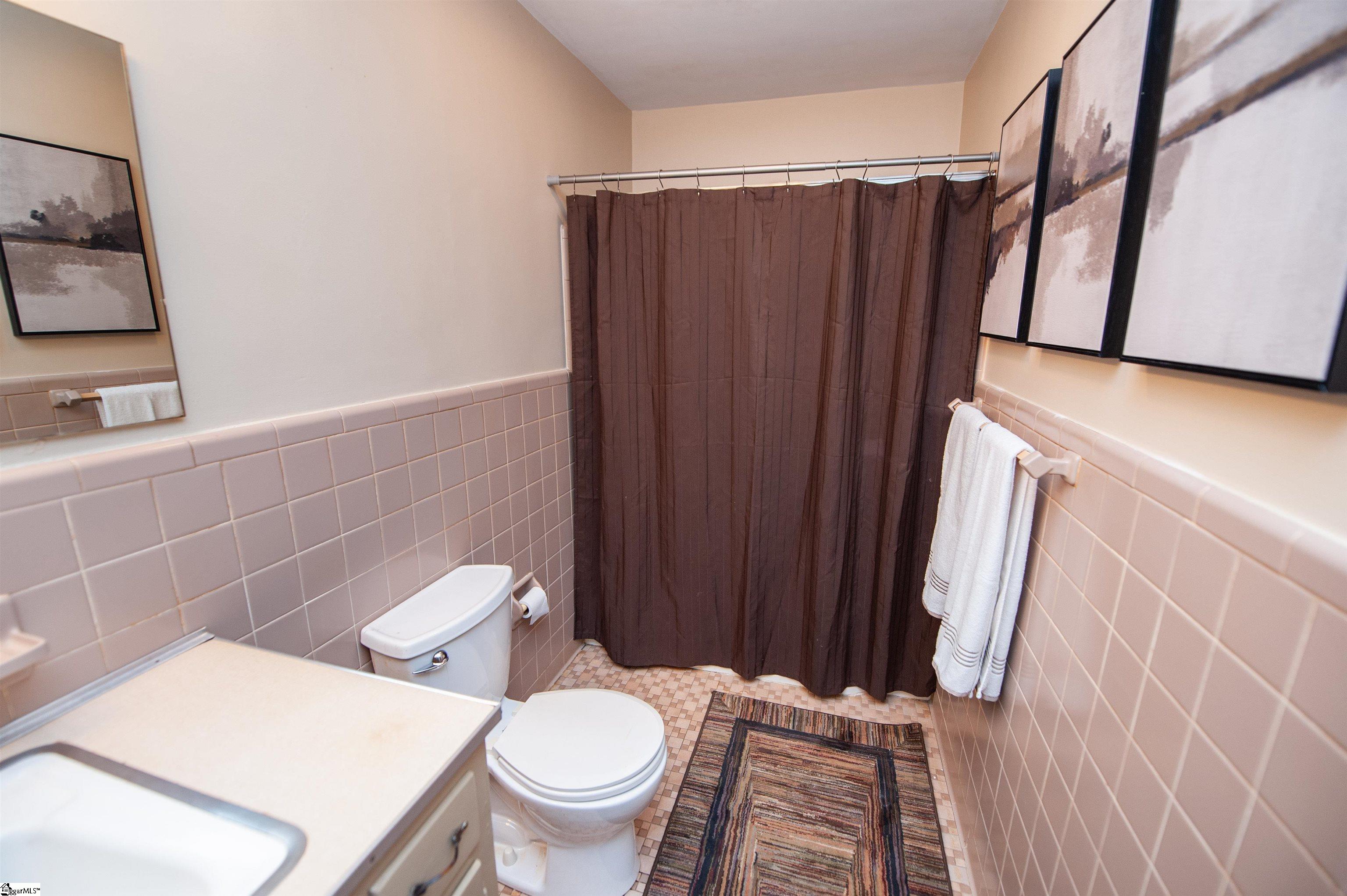 101 Kent Place Spartanburg, SC 29307
