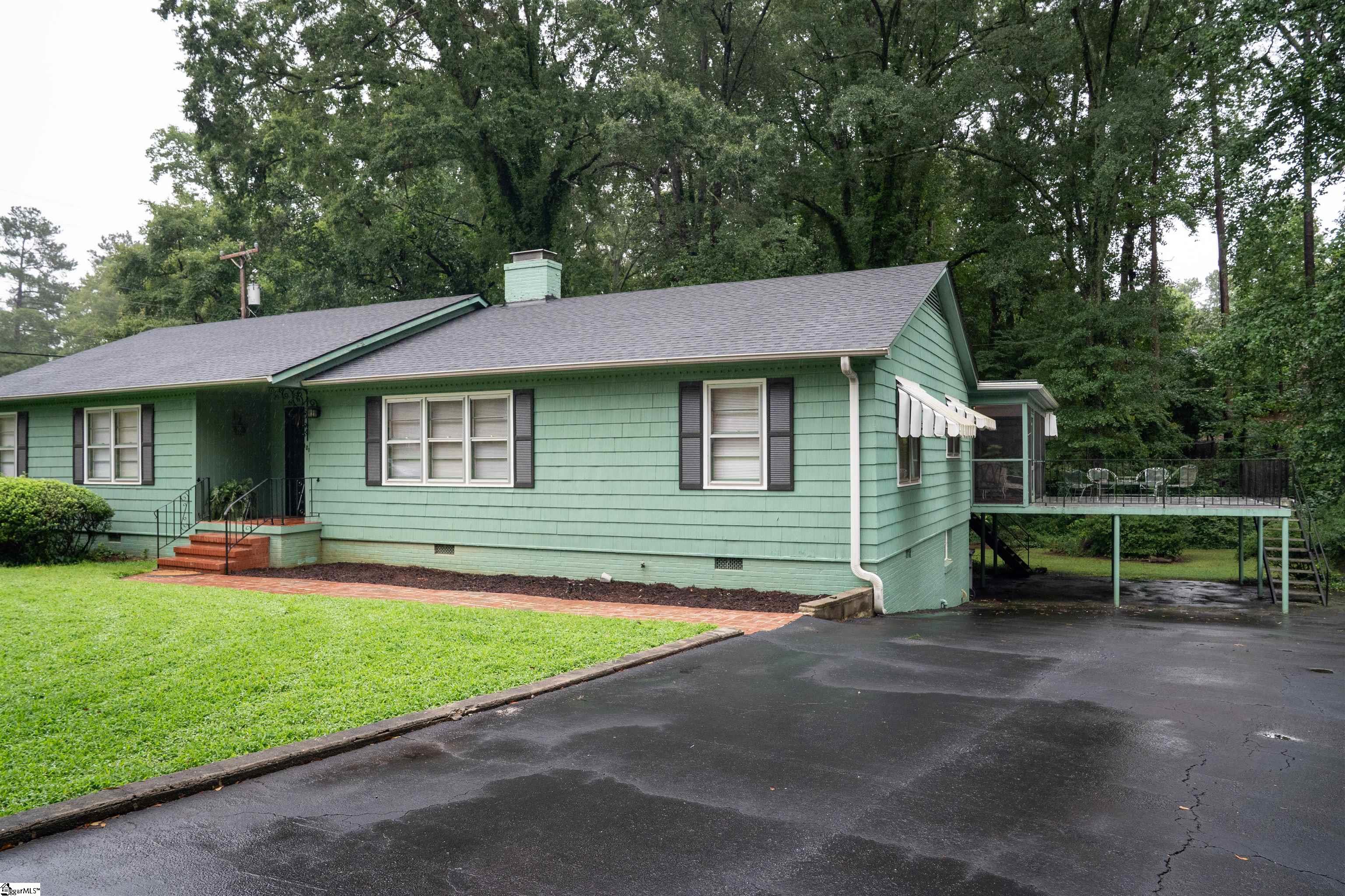 101 Kent Place Spartanburg, SC 29307