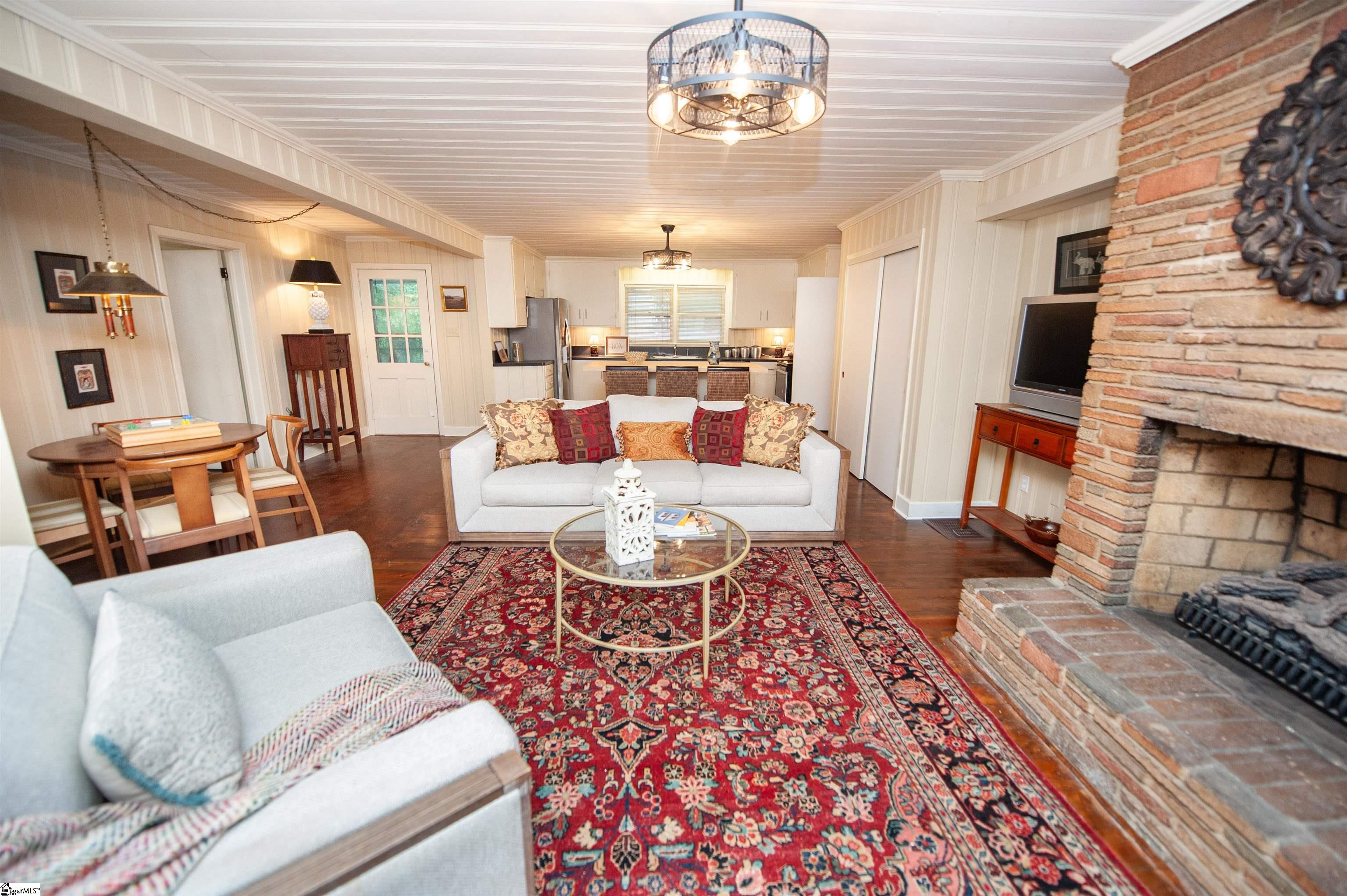 101 Kent Place Spartanburg, SC 29307
