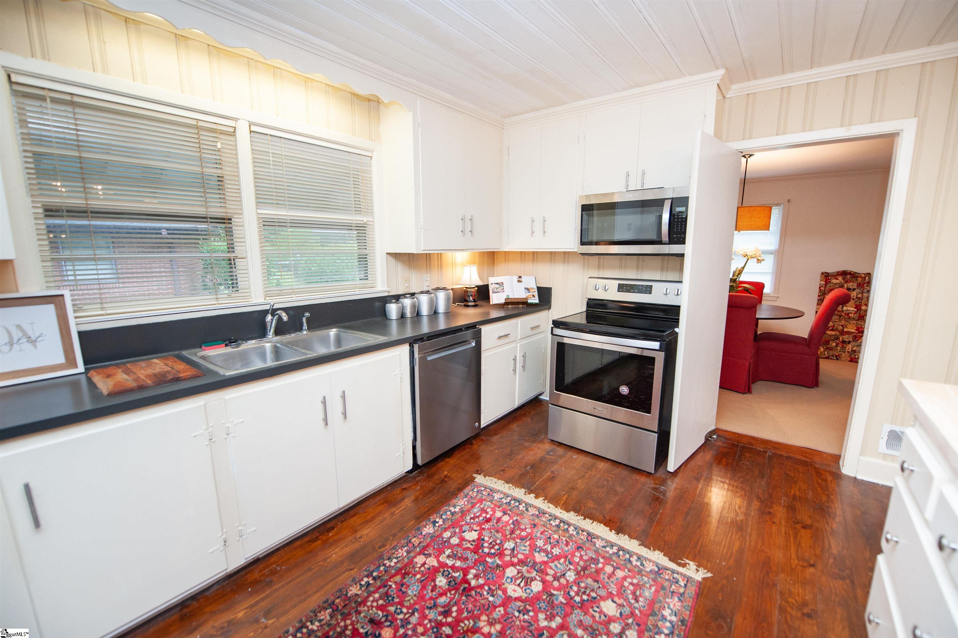 101 Kent Place Spartanburg, SC 29307
