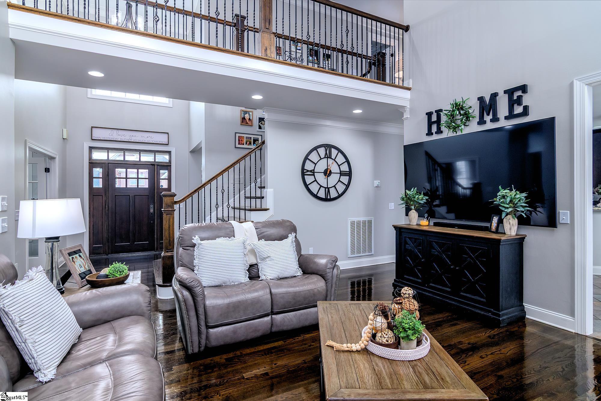 1 Lone Oak Avenue Simpsonville, SC 29681