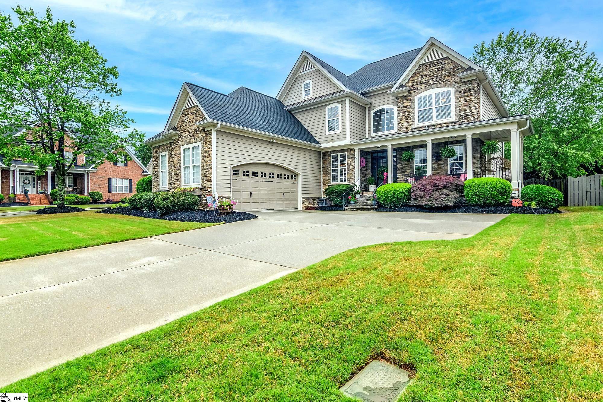 1 Lone Oak Avenue Simpsonville, SC 29681