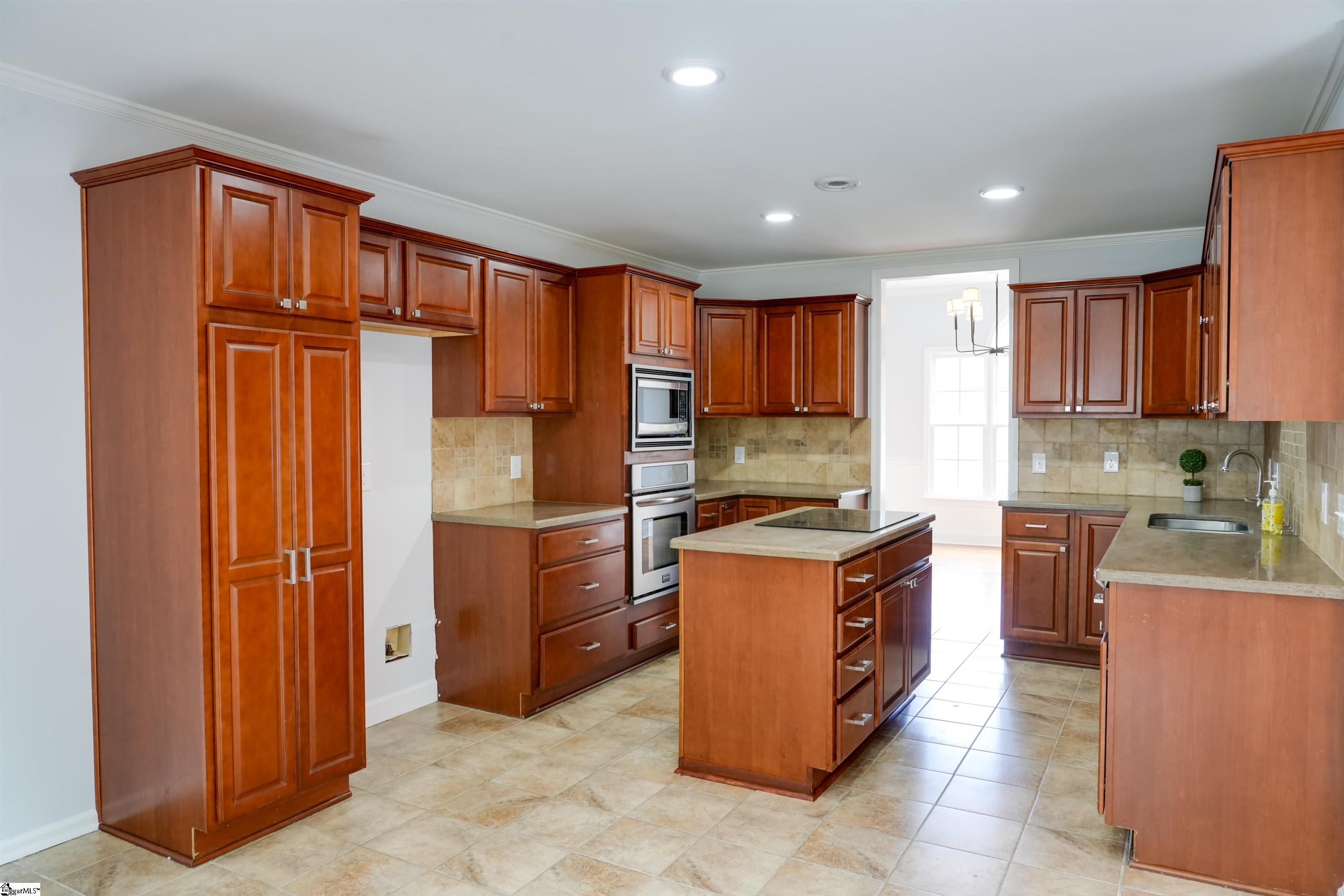 303 Fairwood Drive Greenville, SC 29617