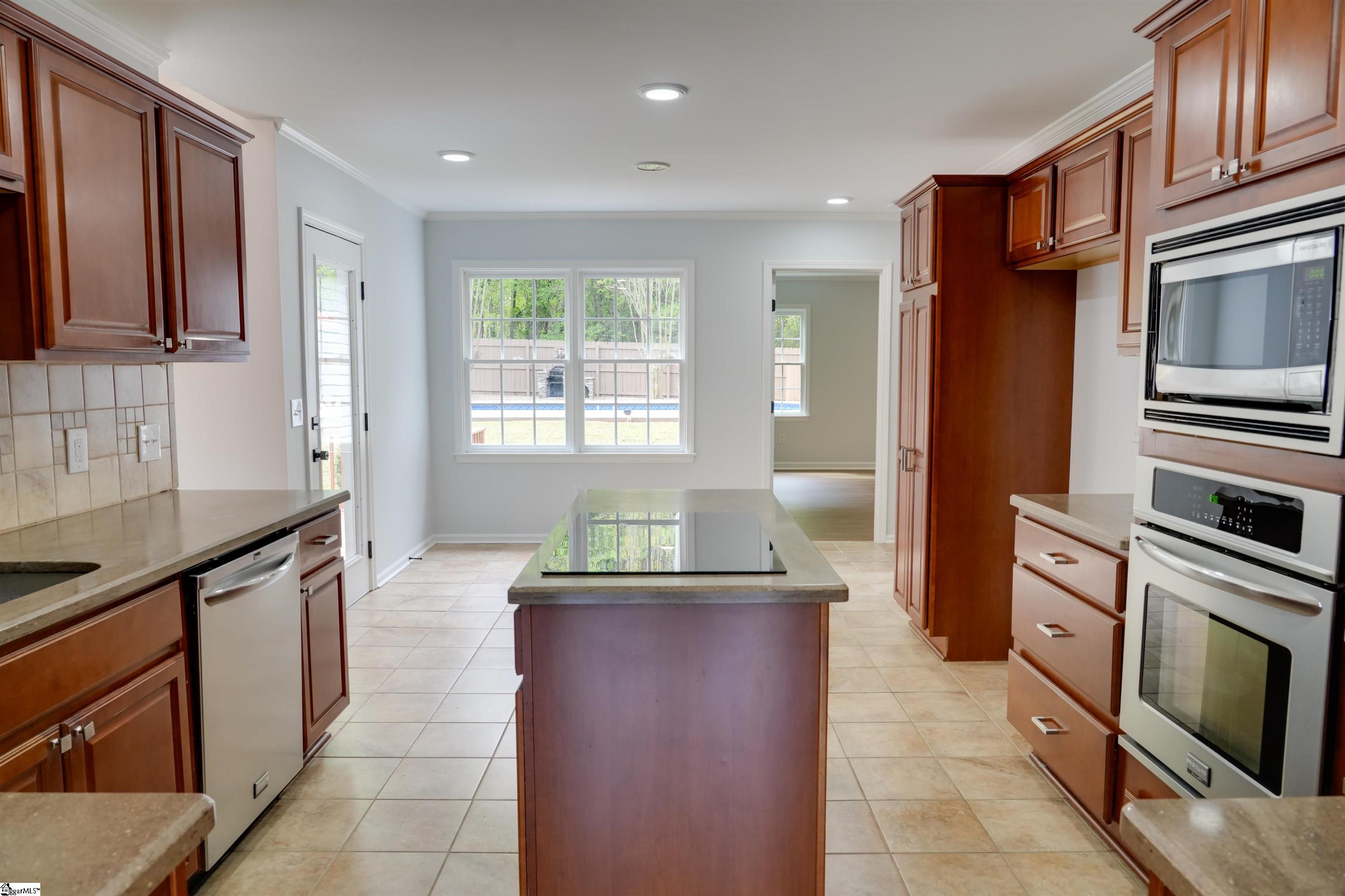 303 Fairwood Drive Greenville, SC 29617