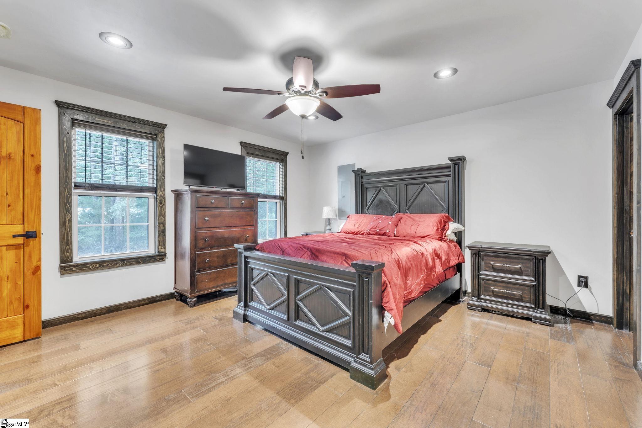 160 Hunnicutt Lane Kinards, SC 29355