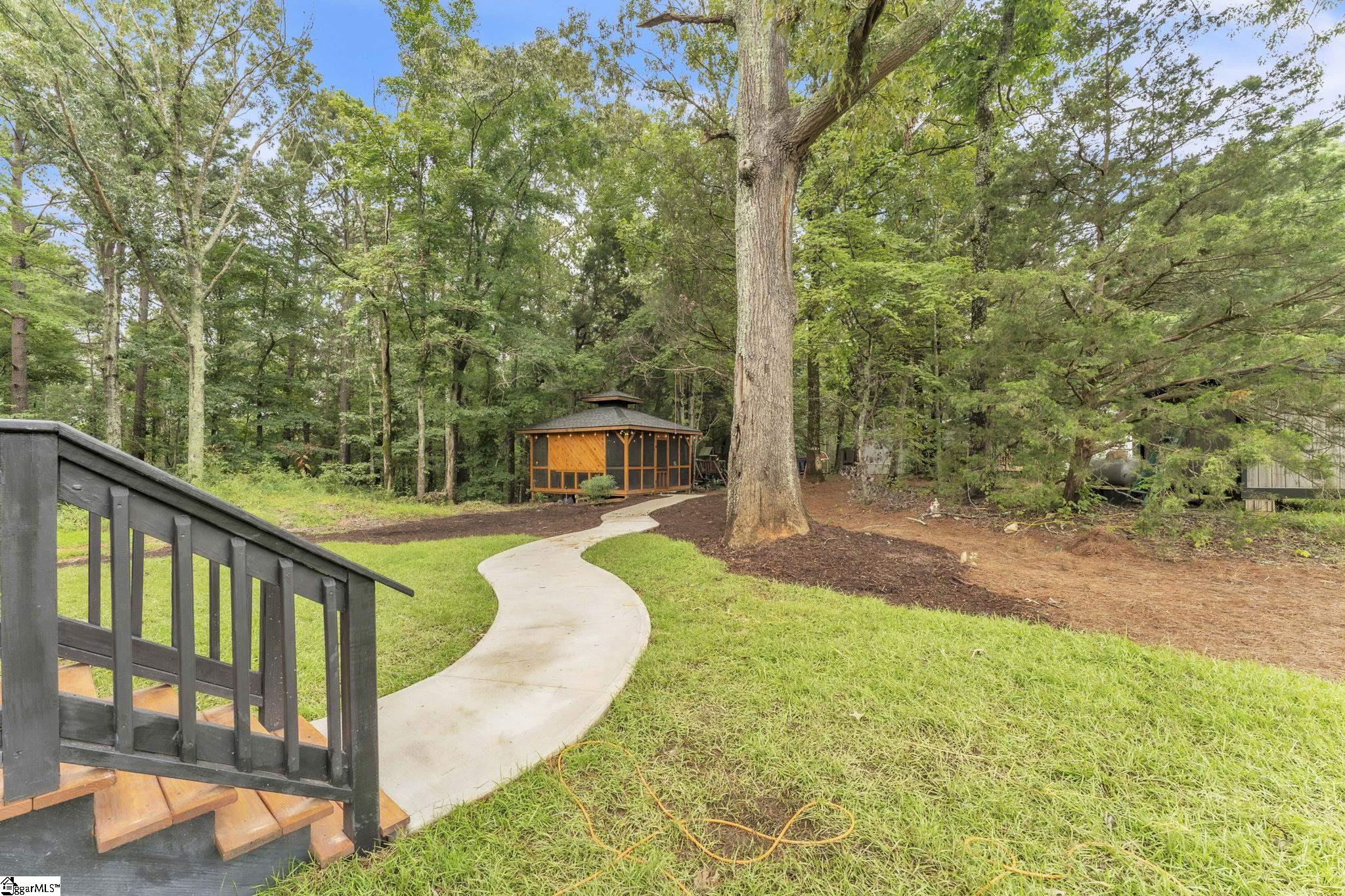 160 Hunnicutt Lane Kinards, SC 29355