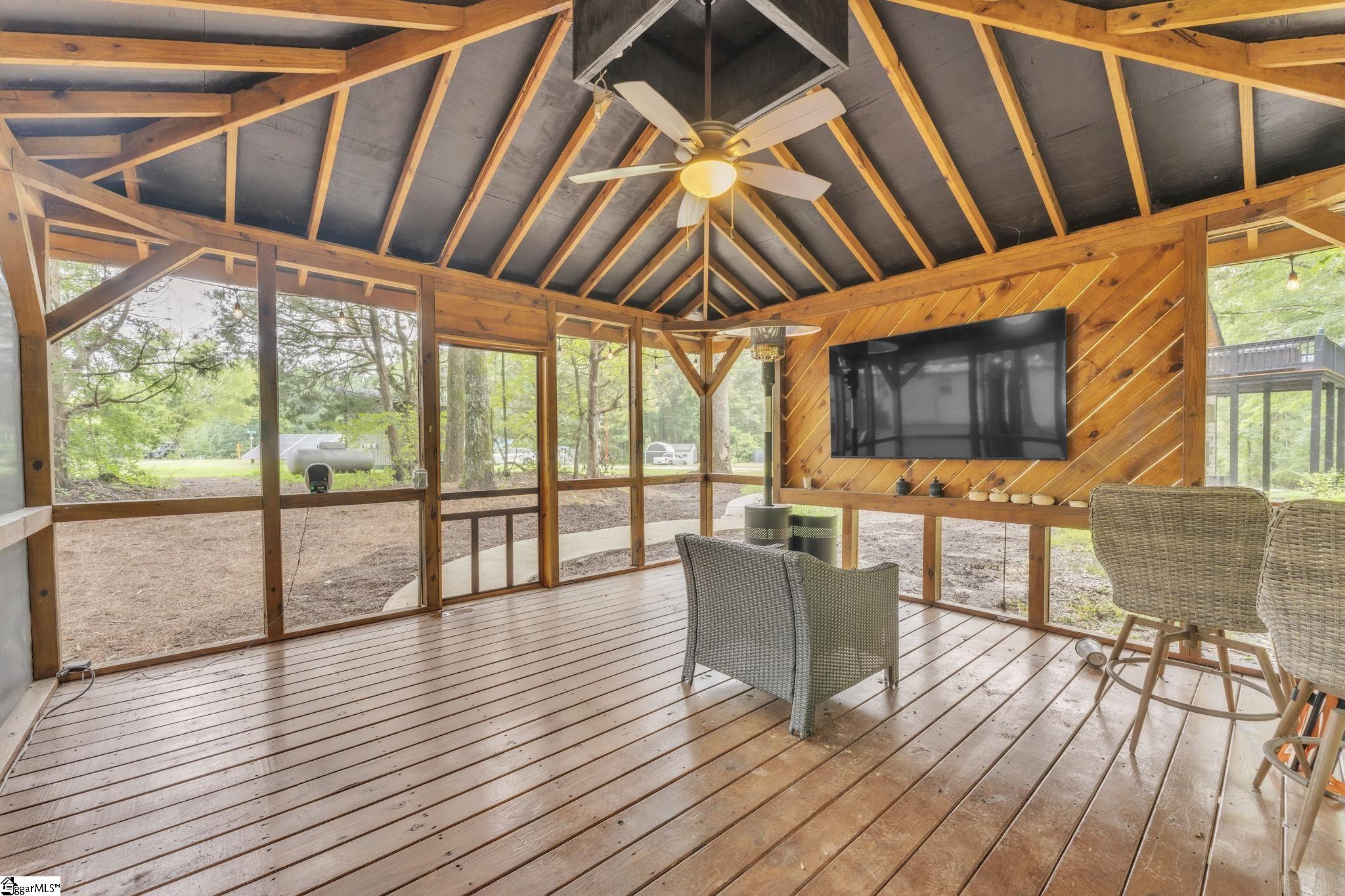 160 Hunnicutt Lane Kinards, SC 29355