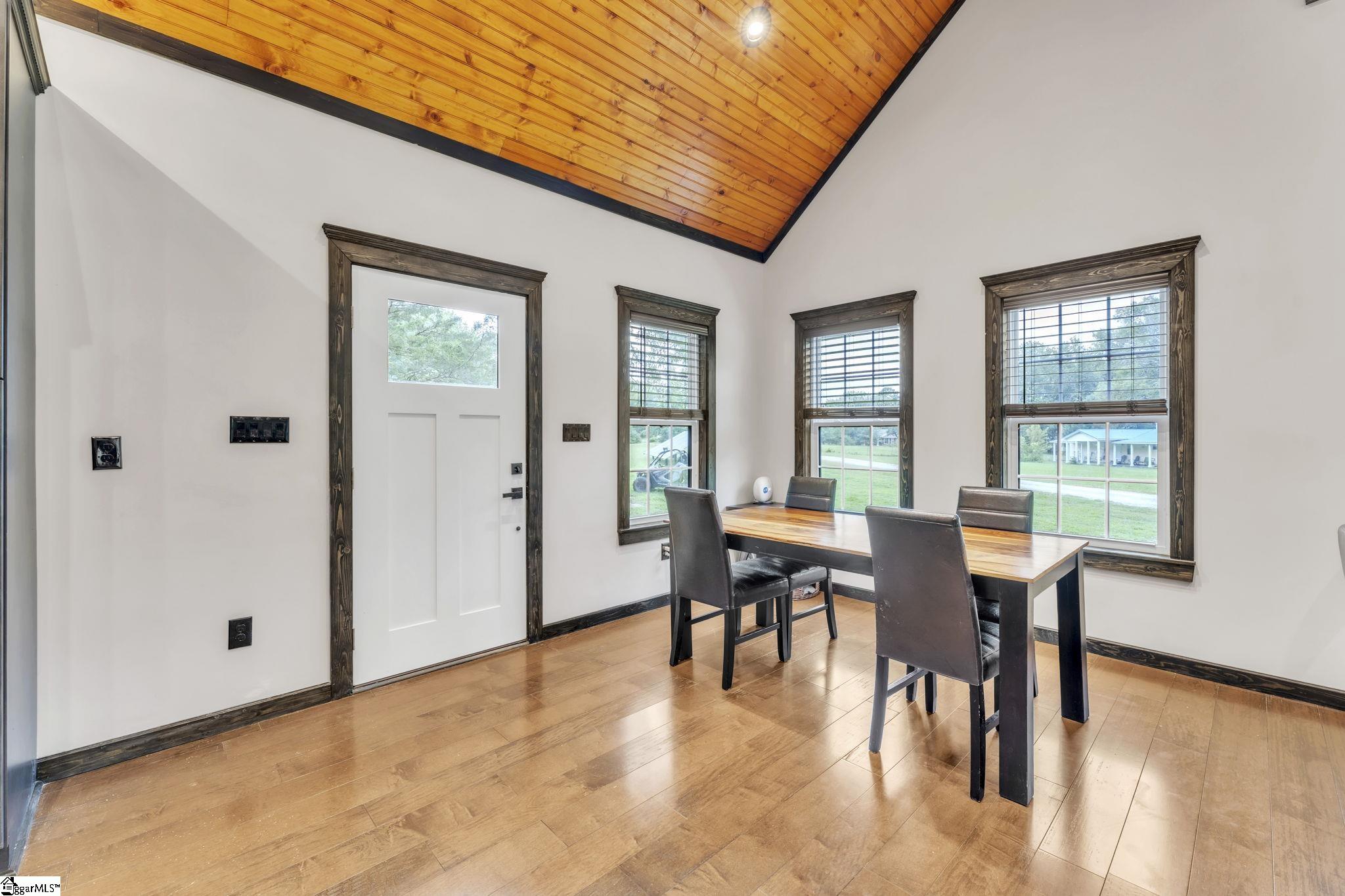 160 Hunnicutt Lane Kinards, SC 29355