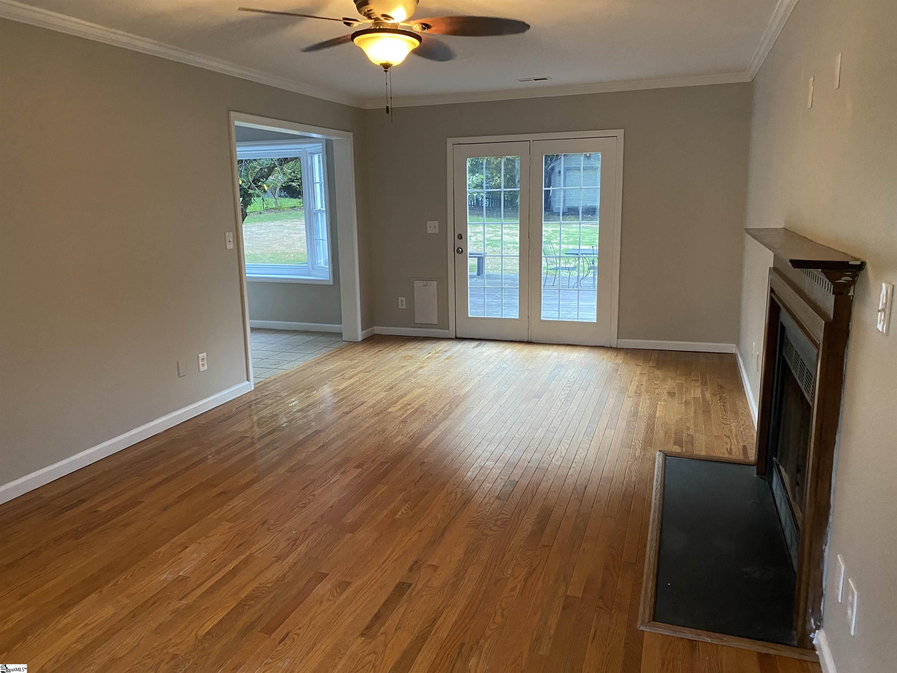 406 Latrobe Drive Simpsonville, SC 29681