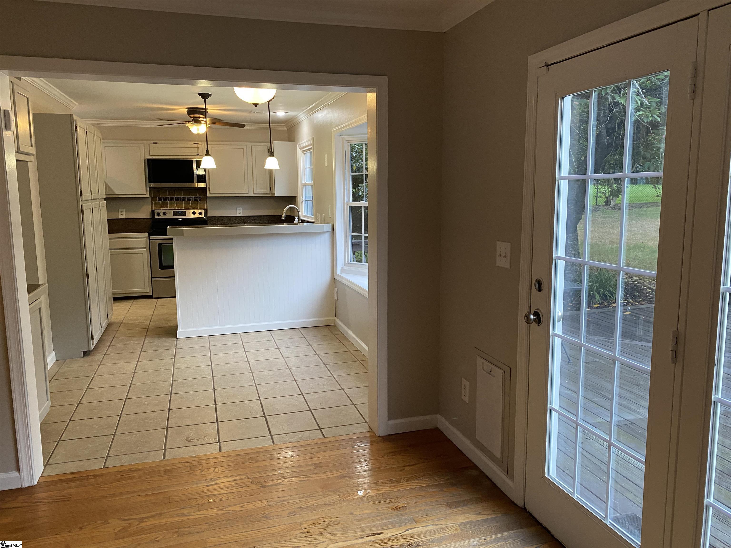 406 Latrobe Drive Simpsonville, SC 29681