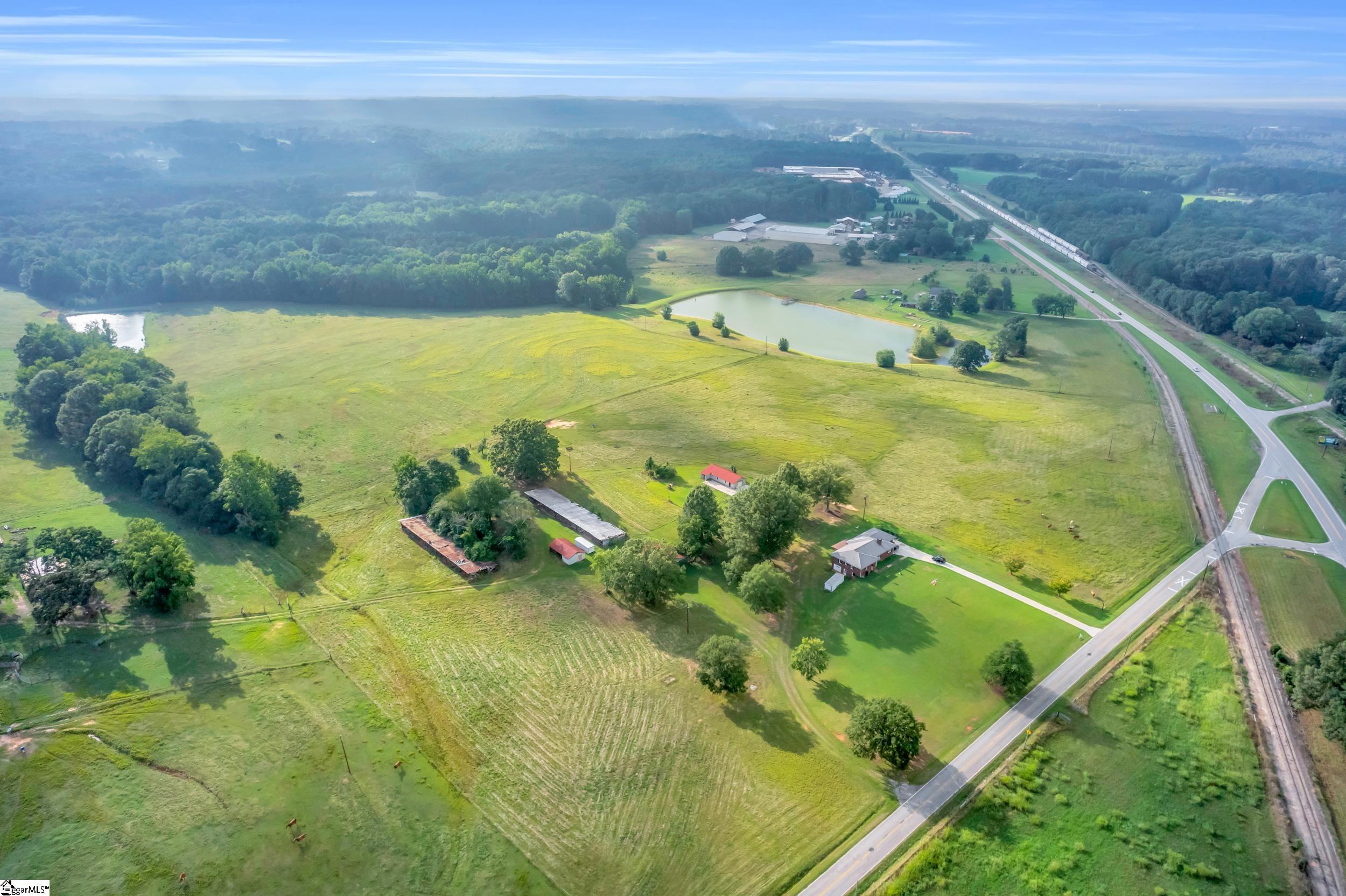 00 Docheno Road Belton, SC 29627