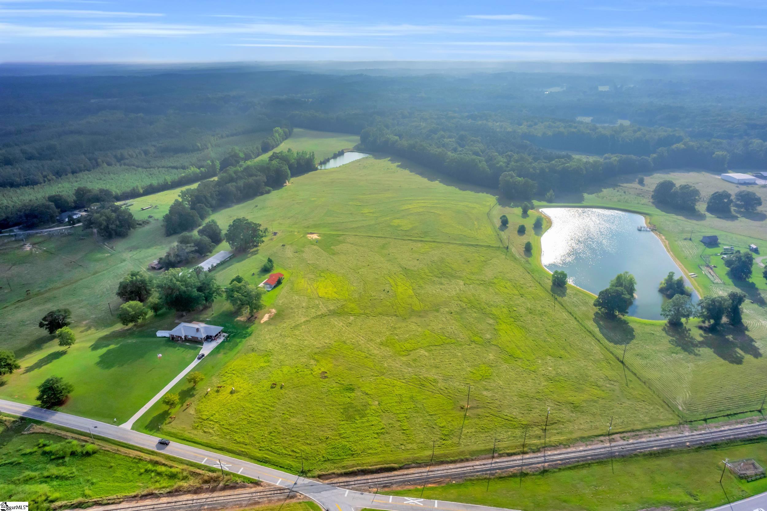 00 Docheno Road Belton, SC 29627