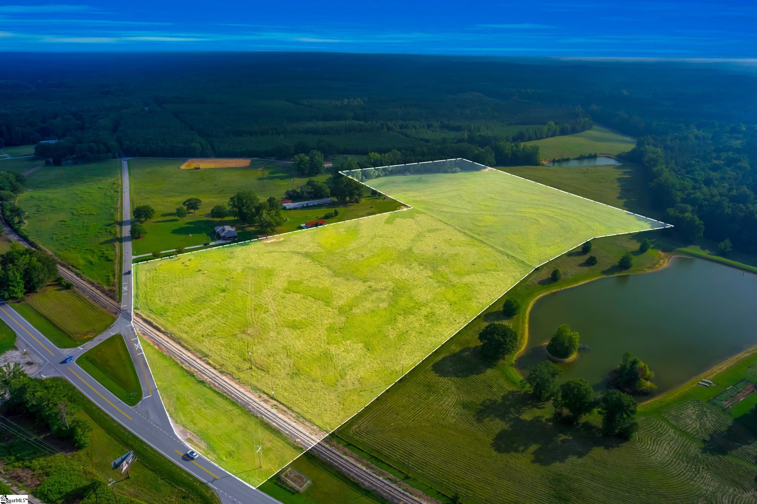 00 Docheno Road Belton, SC 29627