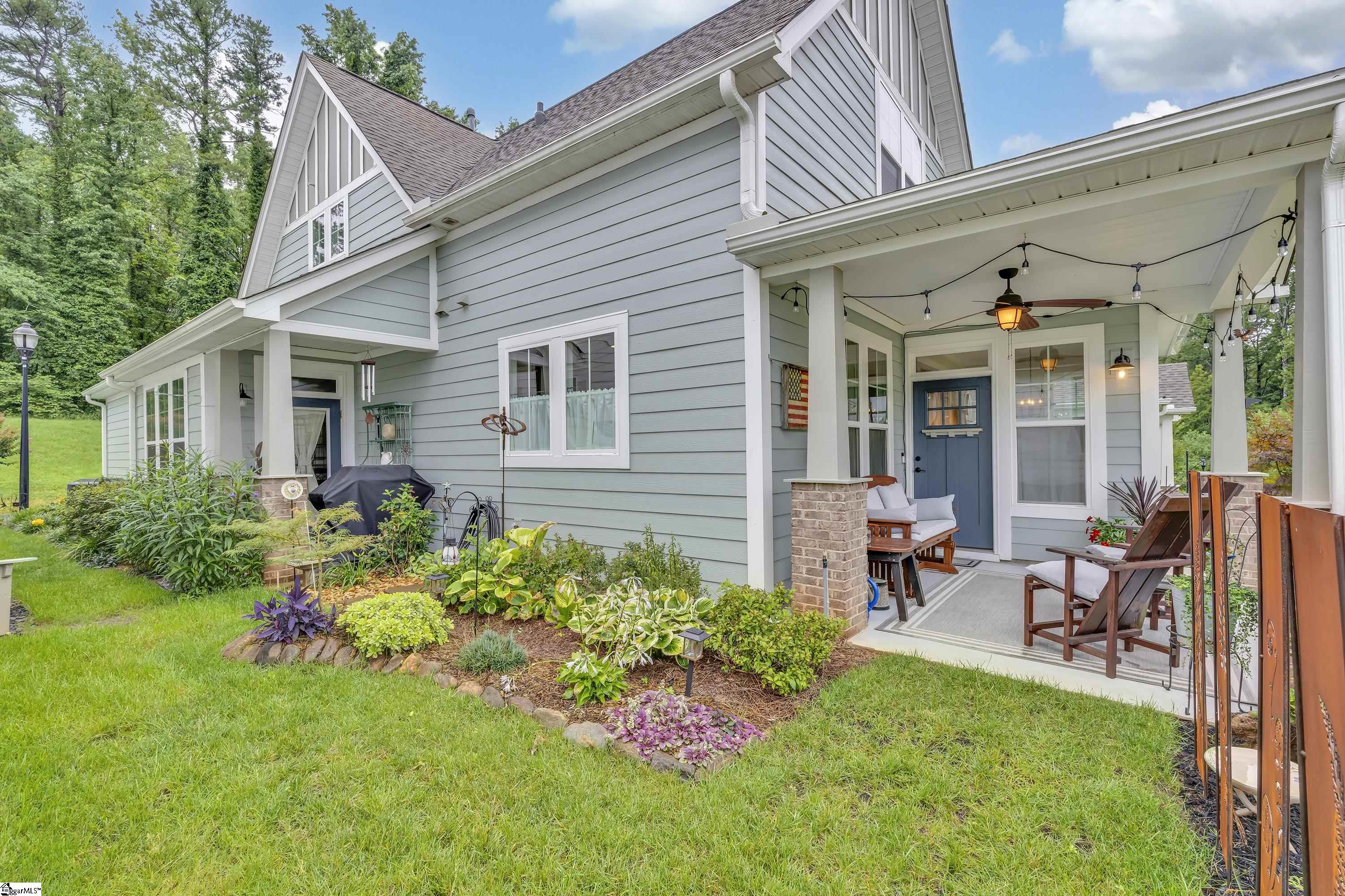 18 Cottage Knoll Circle Greenville, SC 29609