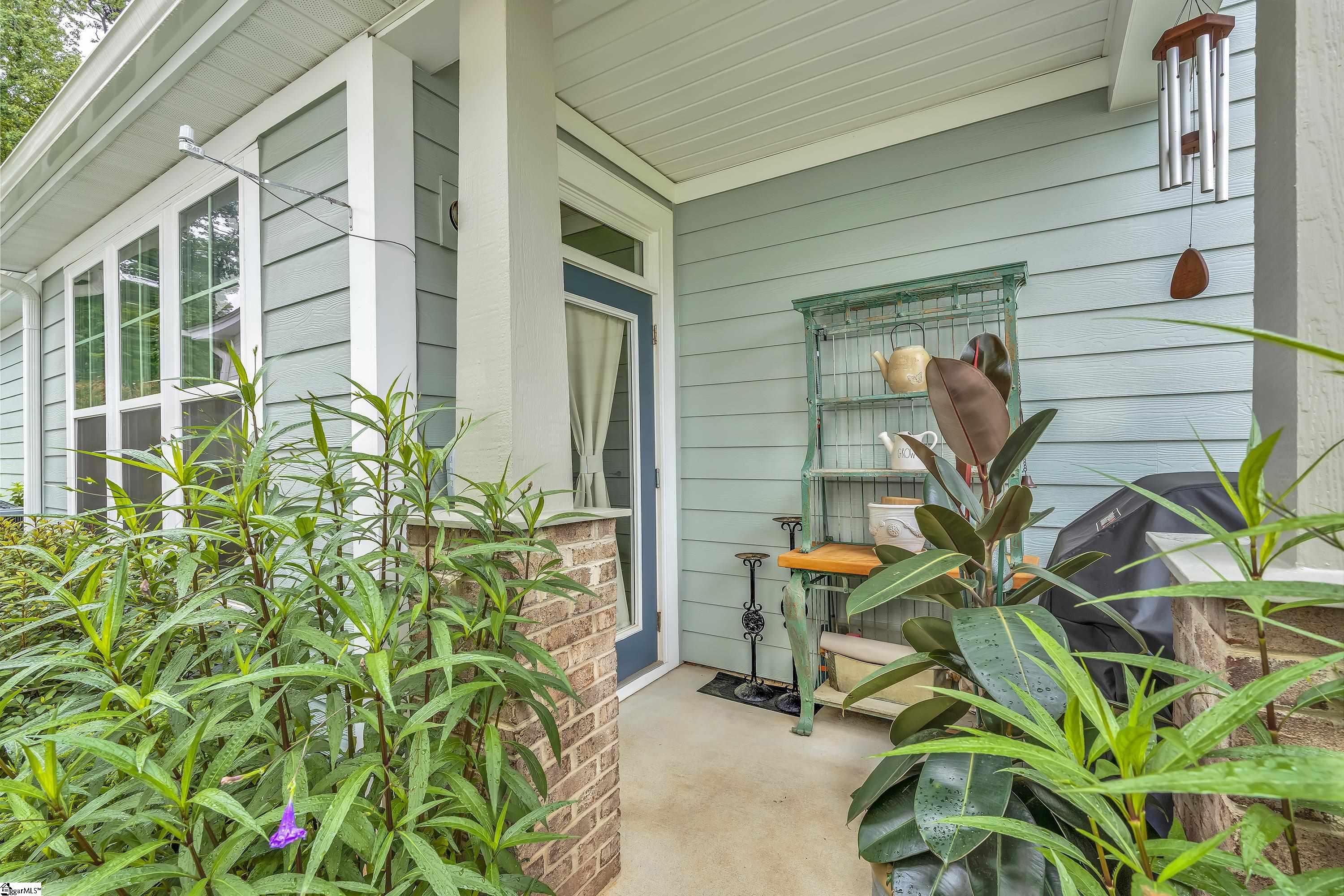 18 Cottage Knoll Circle Greenville, SC 29609