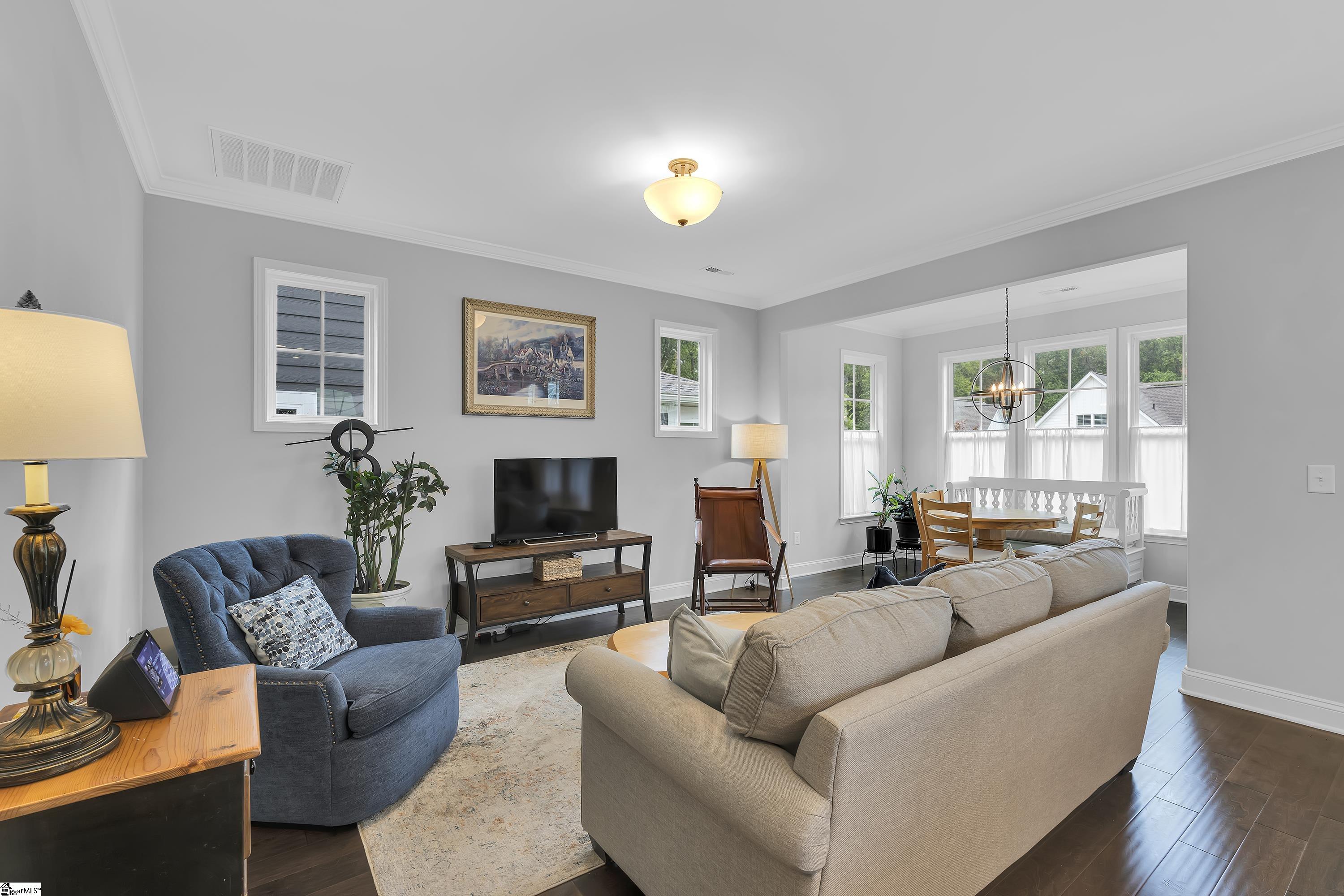 18 Cottage Knoll Circle Greenville, SC 29609