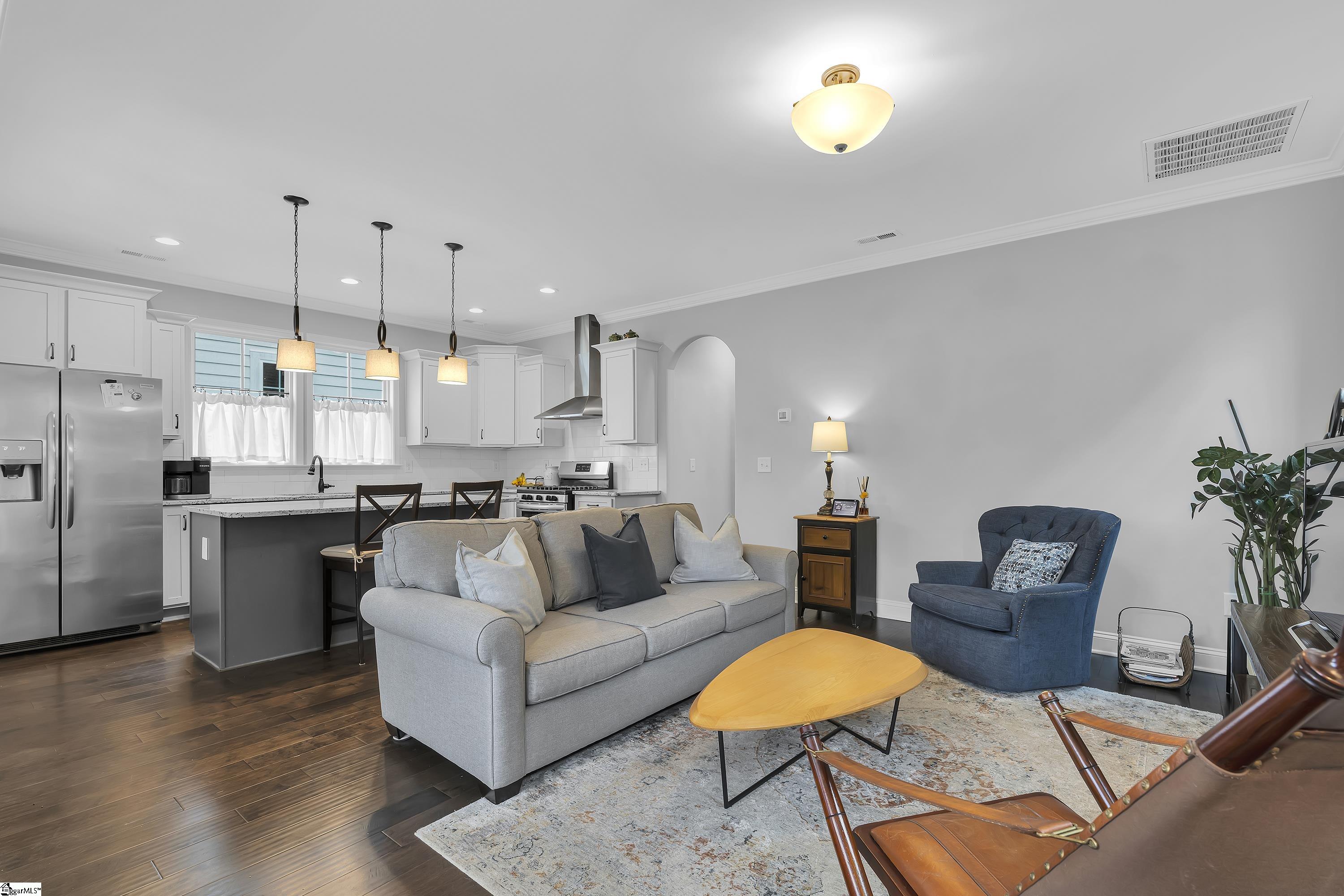 18 Cottage Knoll Circle Greenville, SC 29609