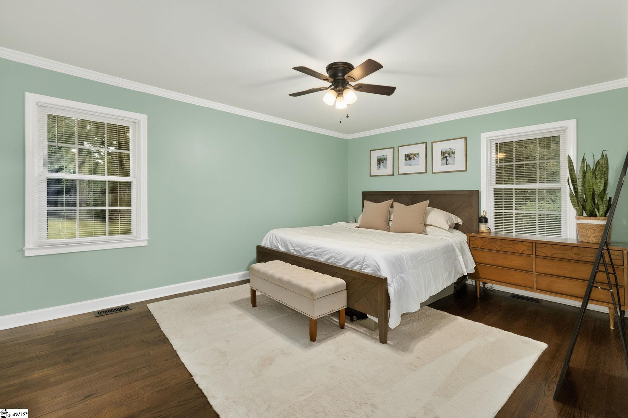 517 Kenilworth Drive Greenville, SC 29615