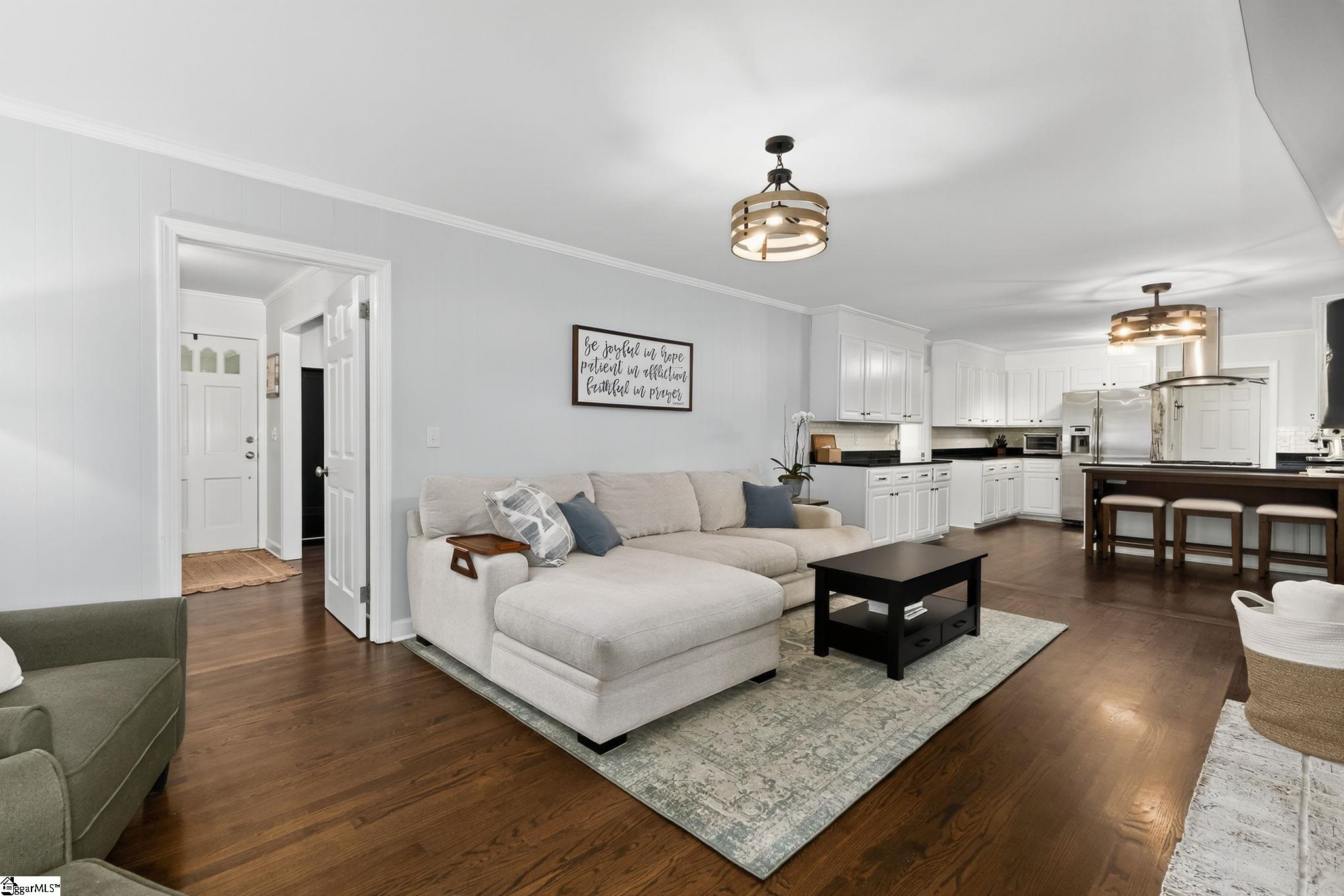517 Kenilworth Drive Greenville, SC 29615