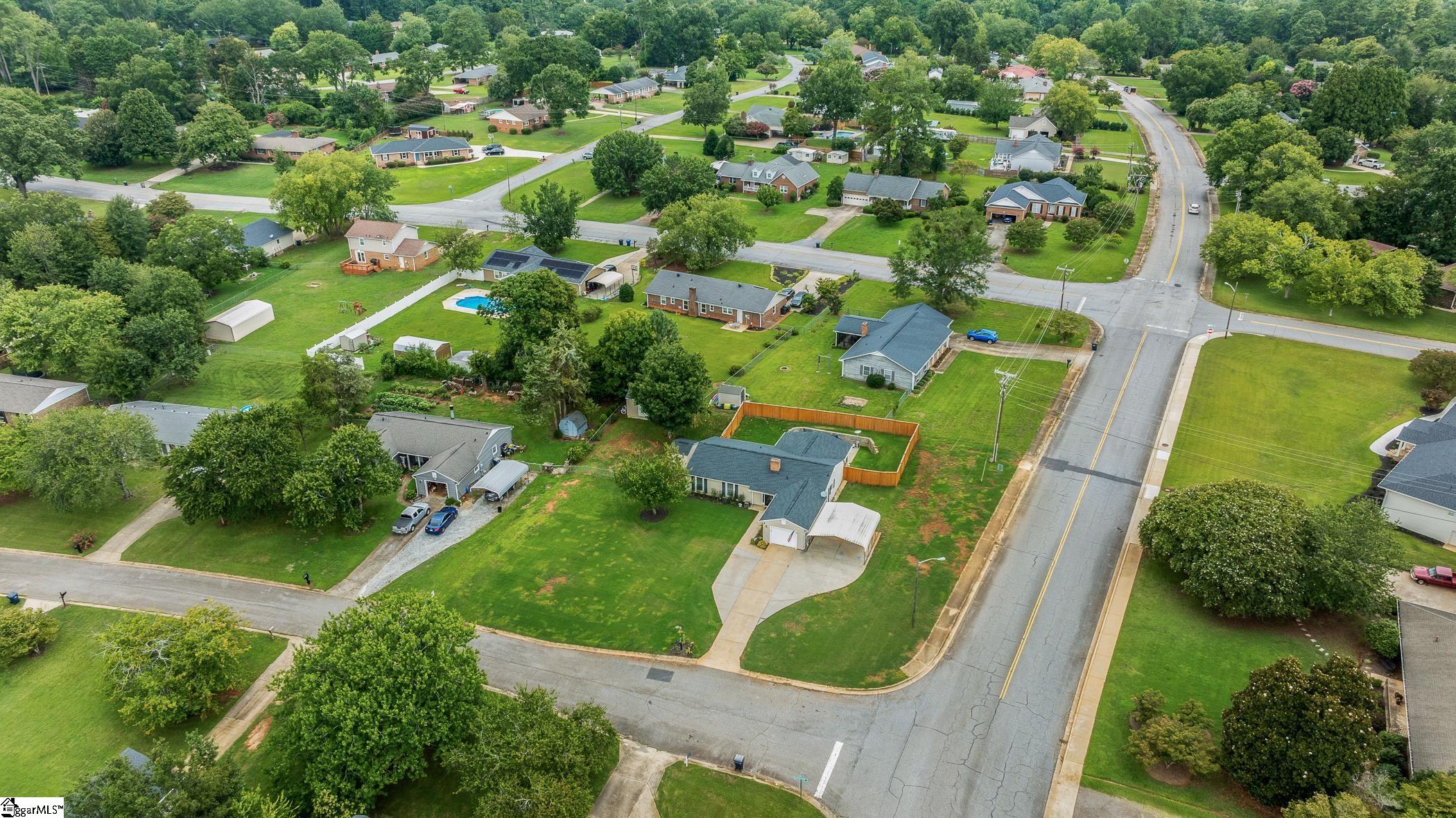 102 Sedgefield Court Anderson, SC 29621