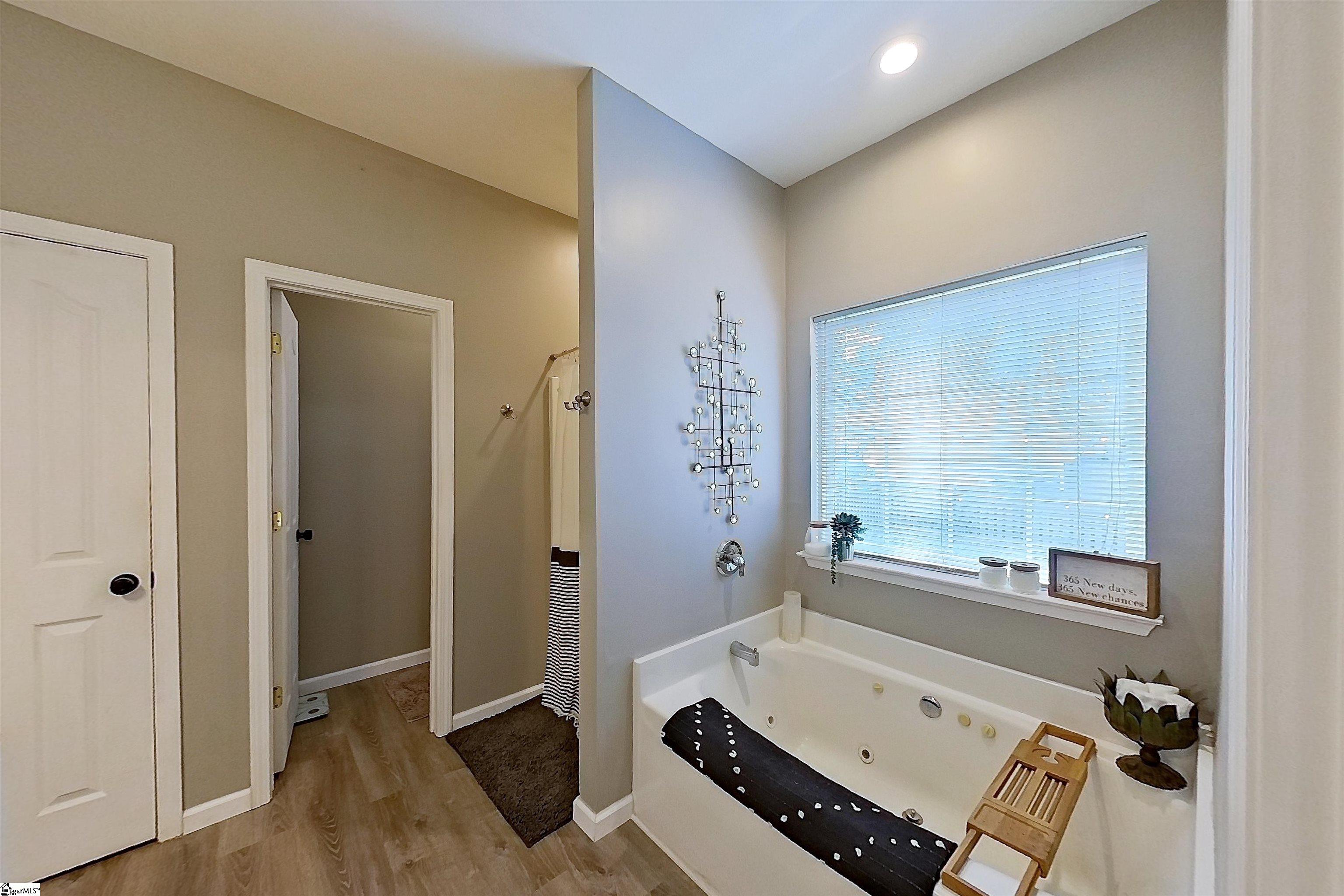 412 Ashley Oaks Drive Moore, SC 29369