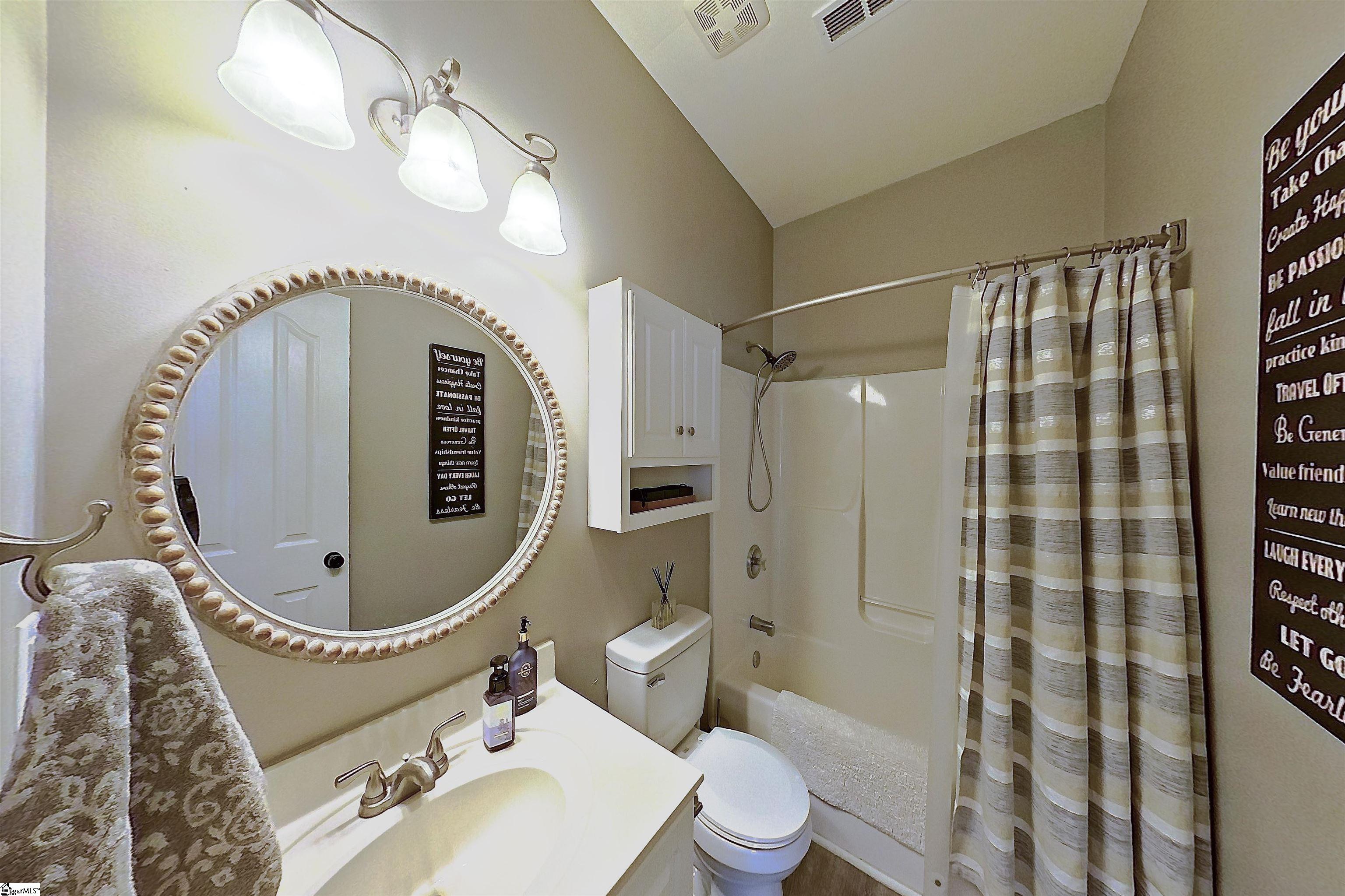 412 Ashley Oaks Drive Moore, SC 29369