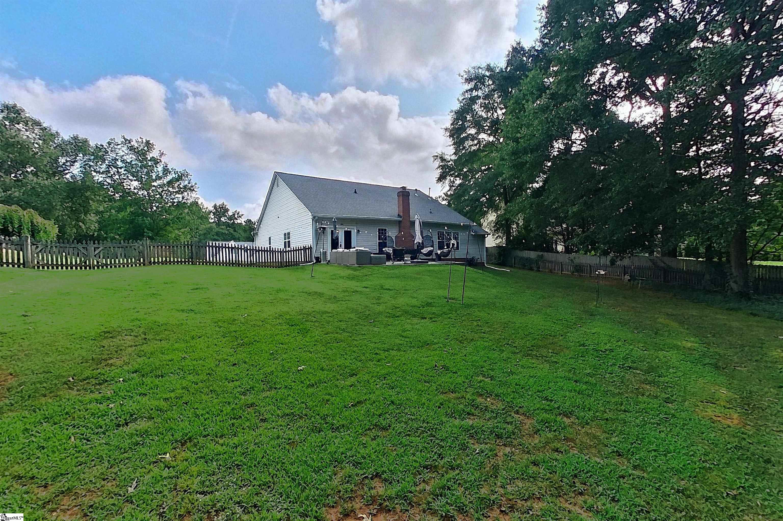 412 Ashley Oaks Drive Moore, SC 29369
