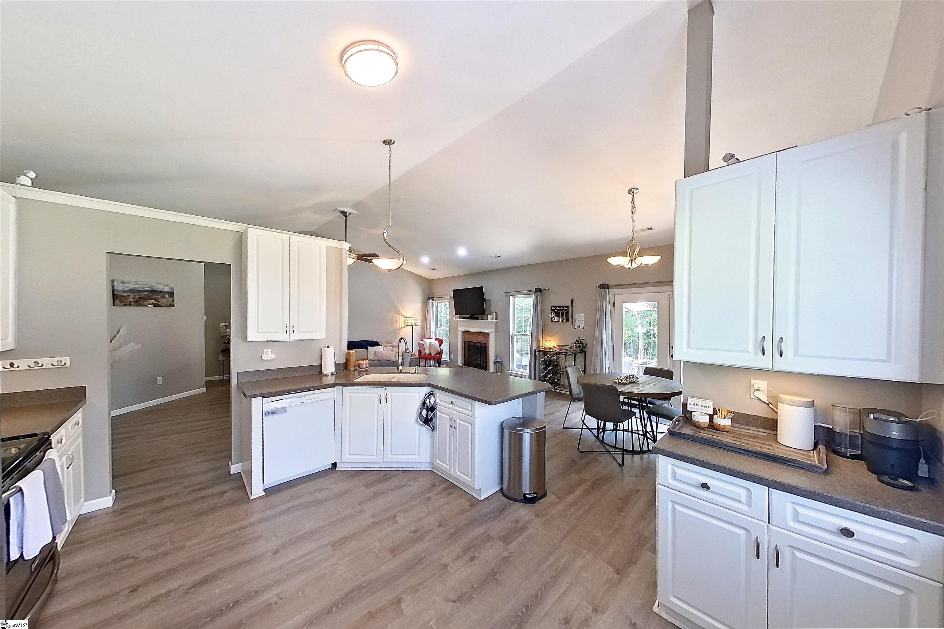 412 Ashley Oaks Drive Moore, SC 29369