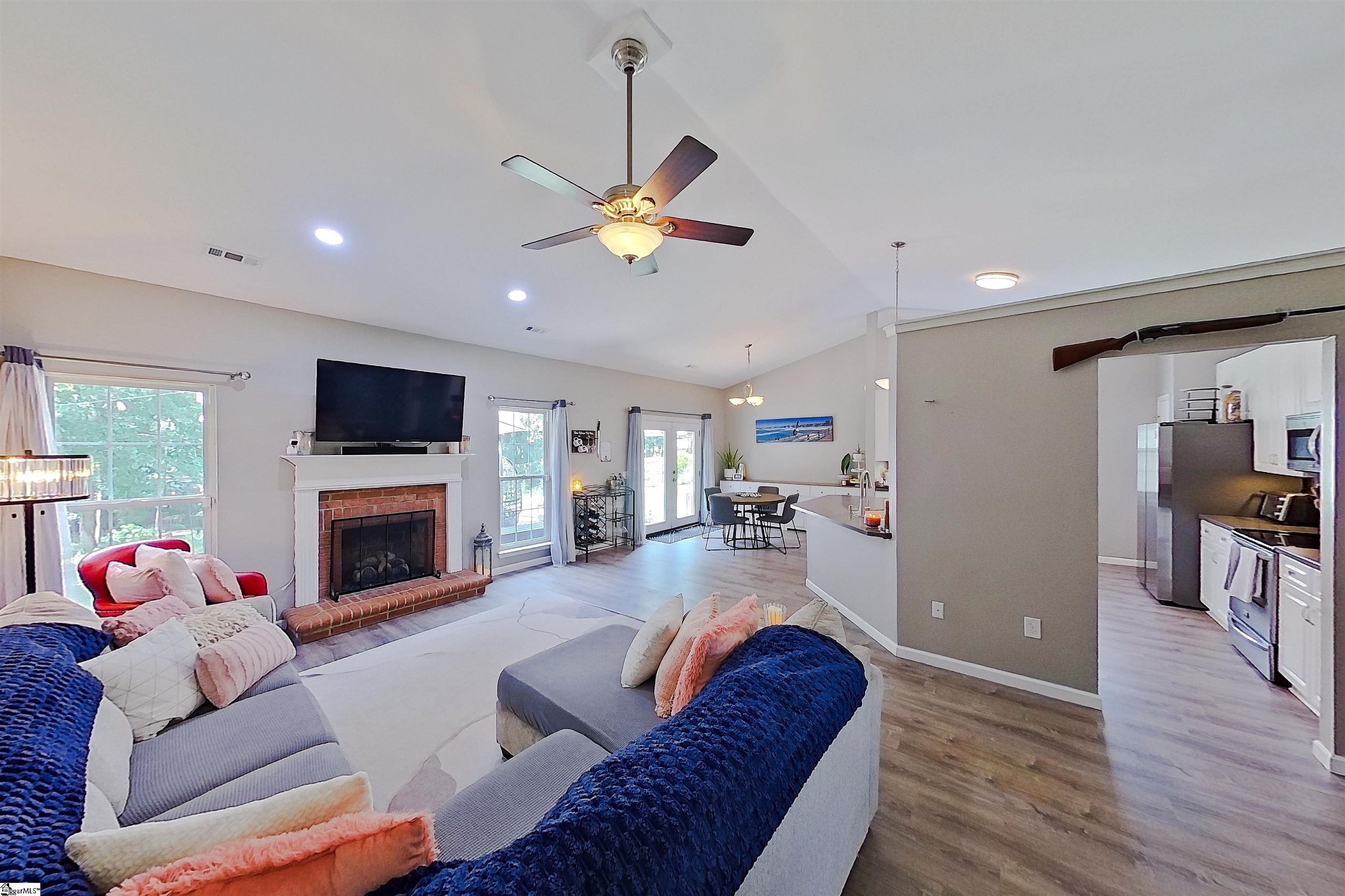 412 Ashley Oaks Drive Moore, SC 29369