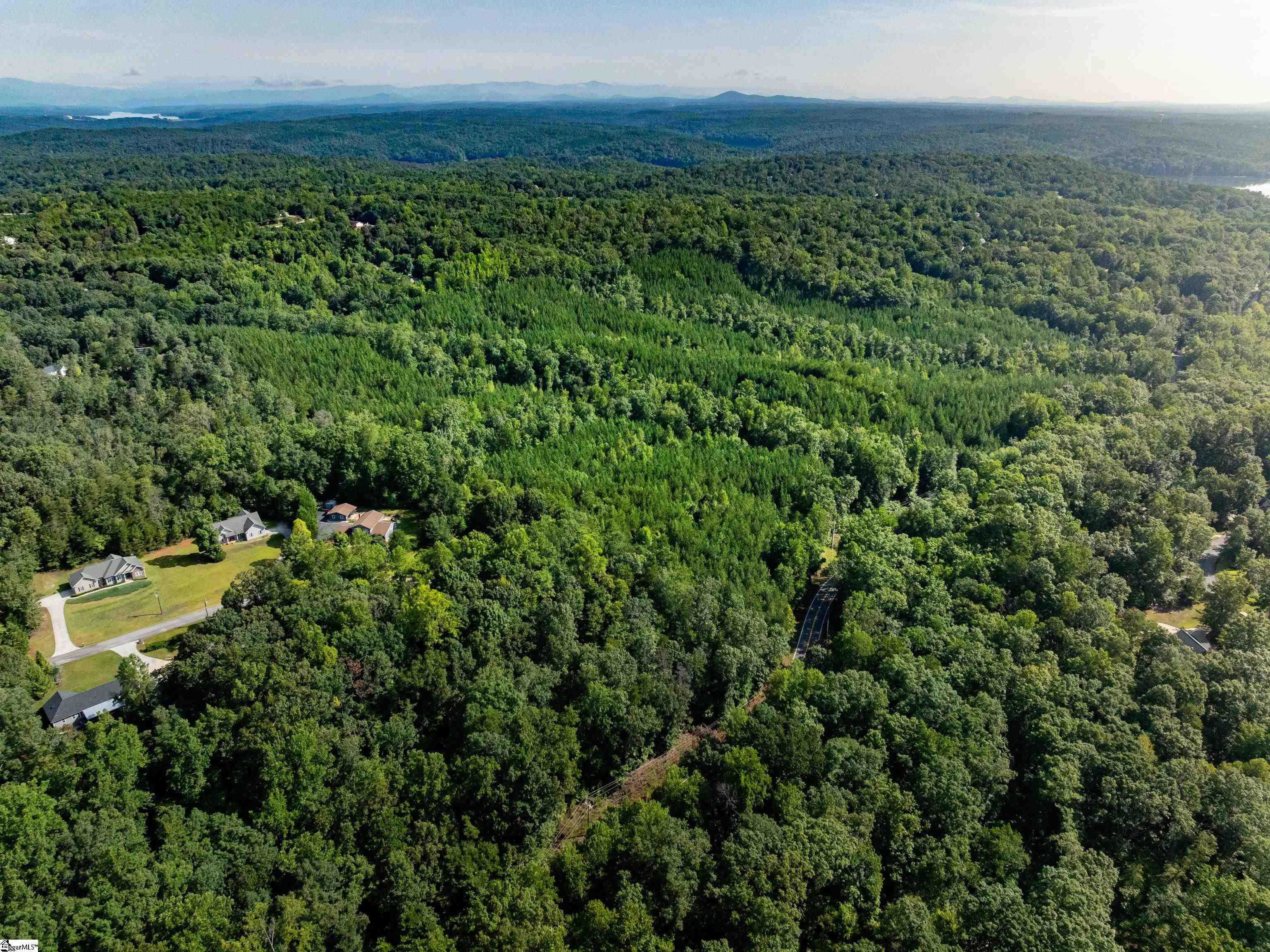 01 Bayshore Drive Seneca, SC 29672