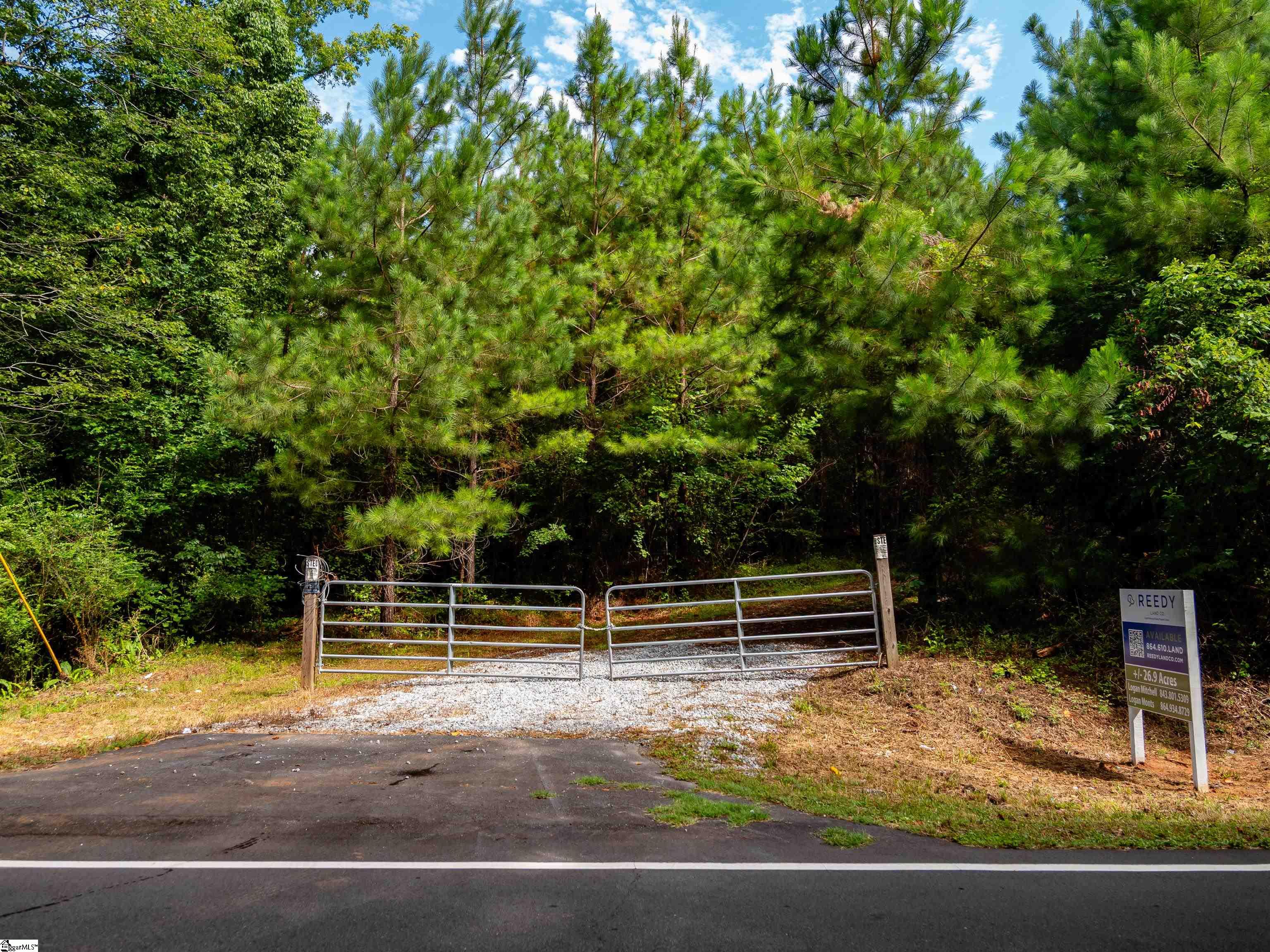 02 Bayshore Drive Seneca, SC 29672