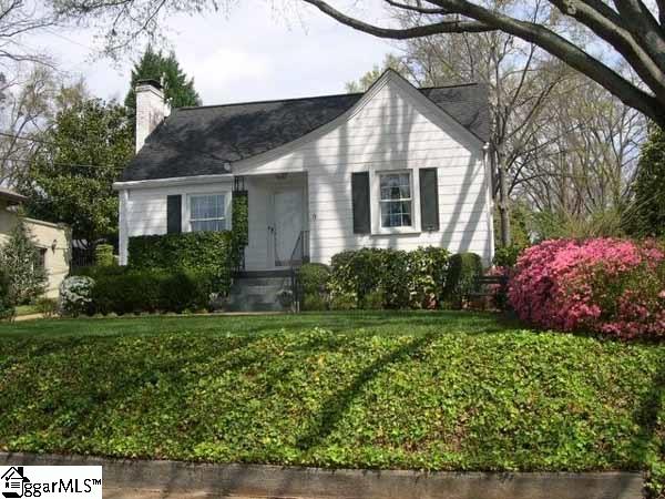 9 E Mountain View Avenue Greenville, SC 29609