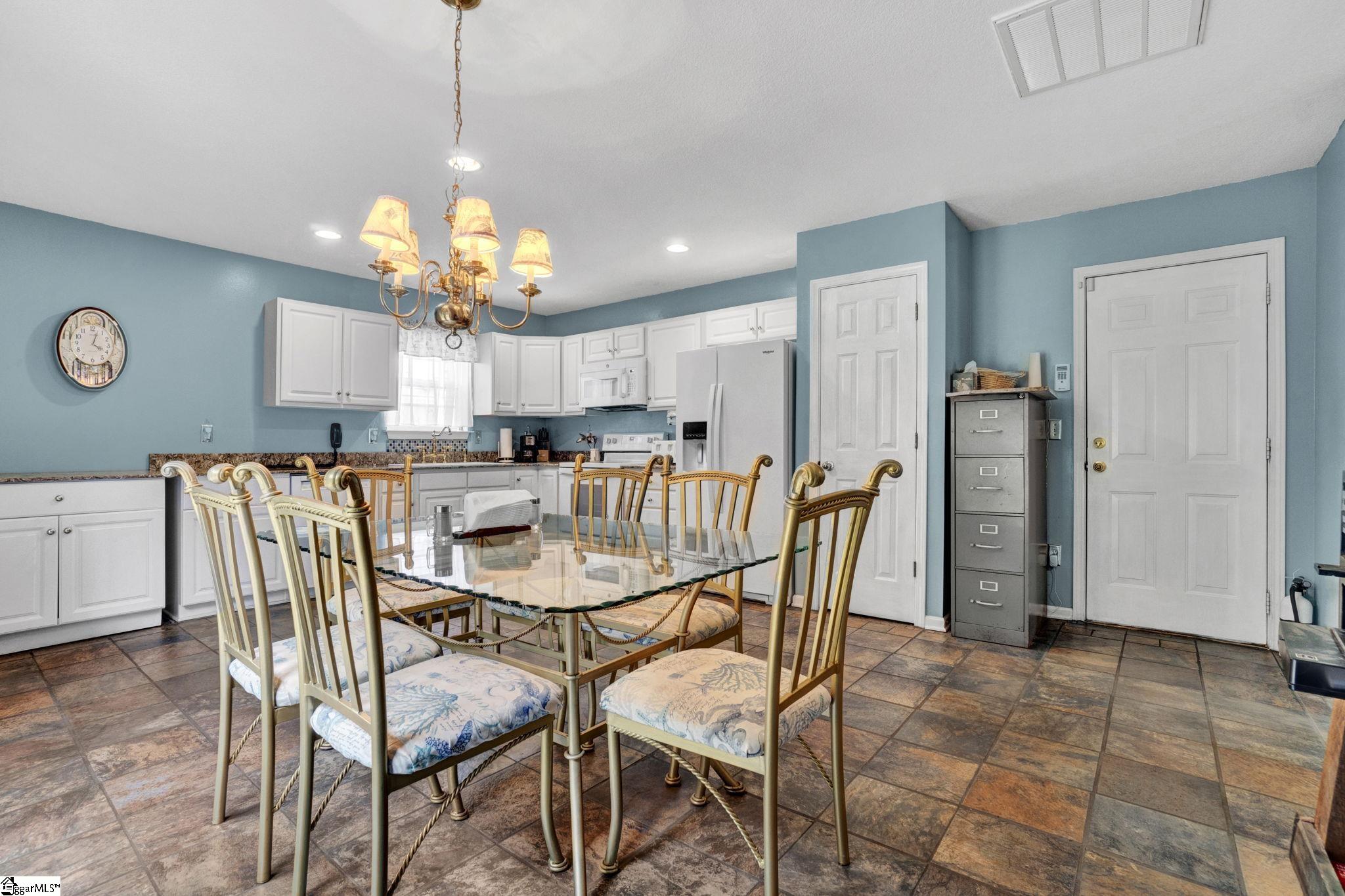 8 Kingscreek Drive Greer, SC 29650