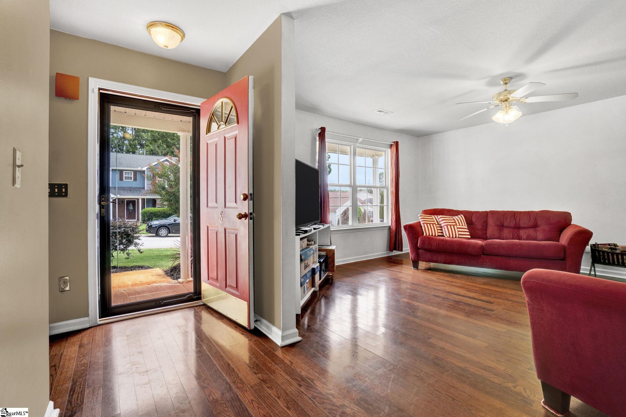 8 Kingscreek Drive Greer, SC 29650