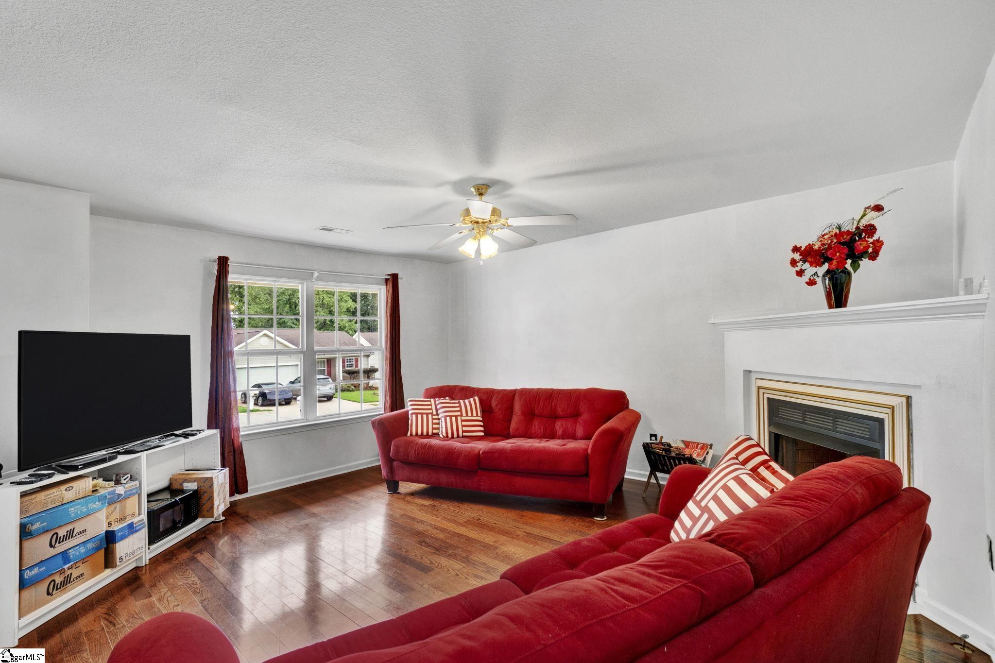 8 Kingscreek Drive Greer, SC 29650