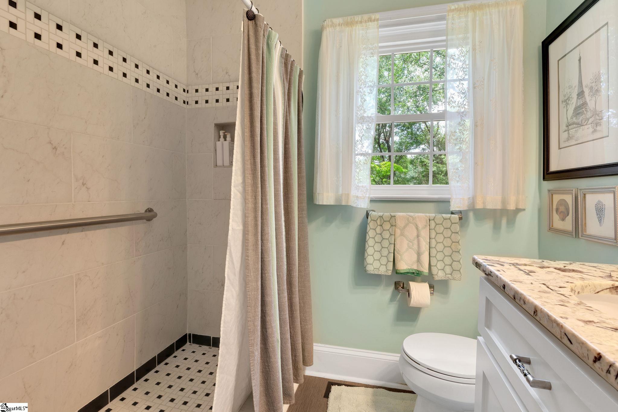 209 Dupont Drive Greenville, SC 29607