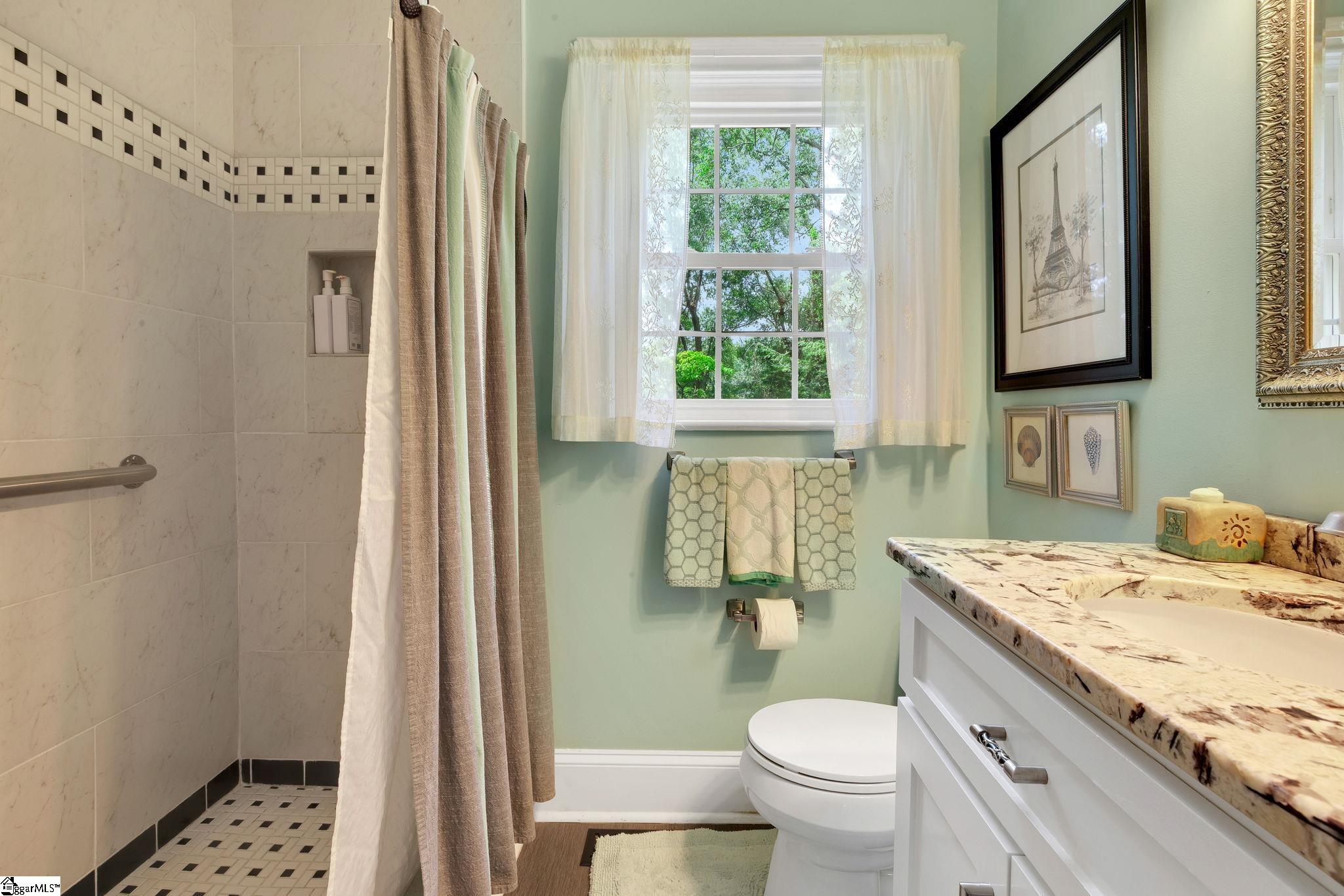 209 Dupont Drive Greenville, SC 29607