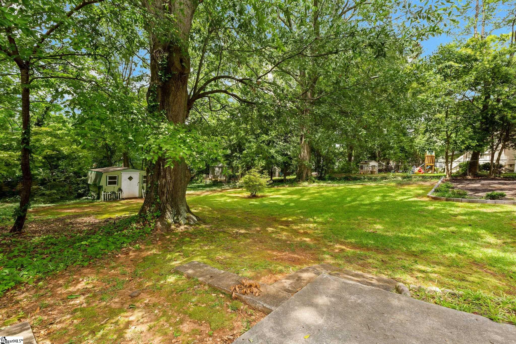 209 Dupont Drive Greenville, SC 29607