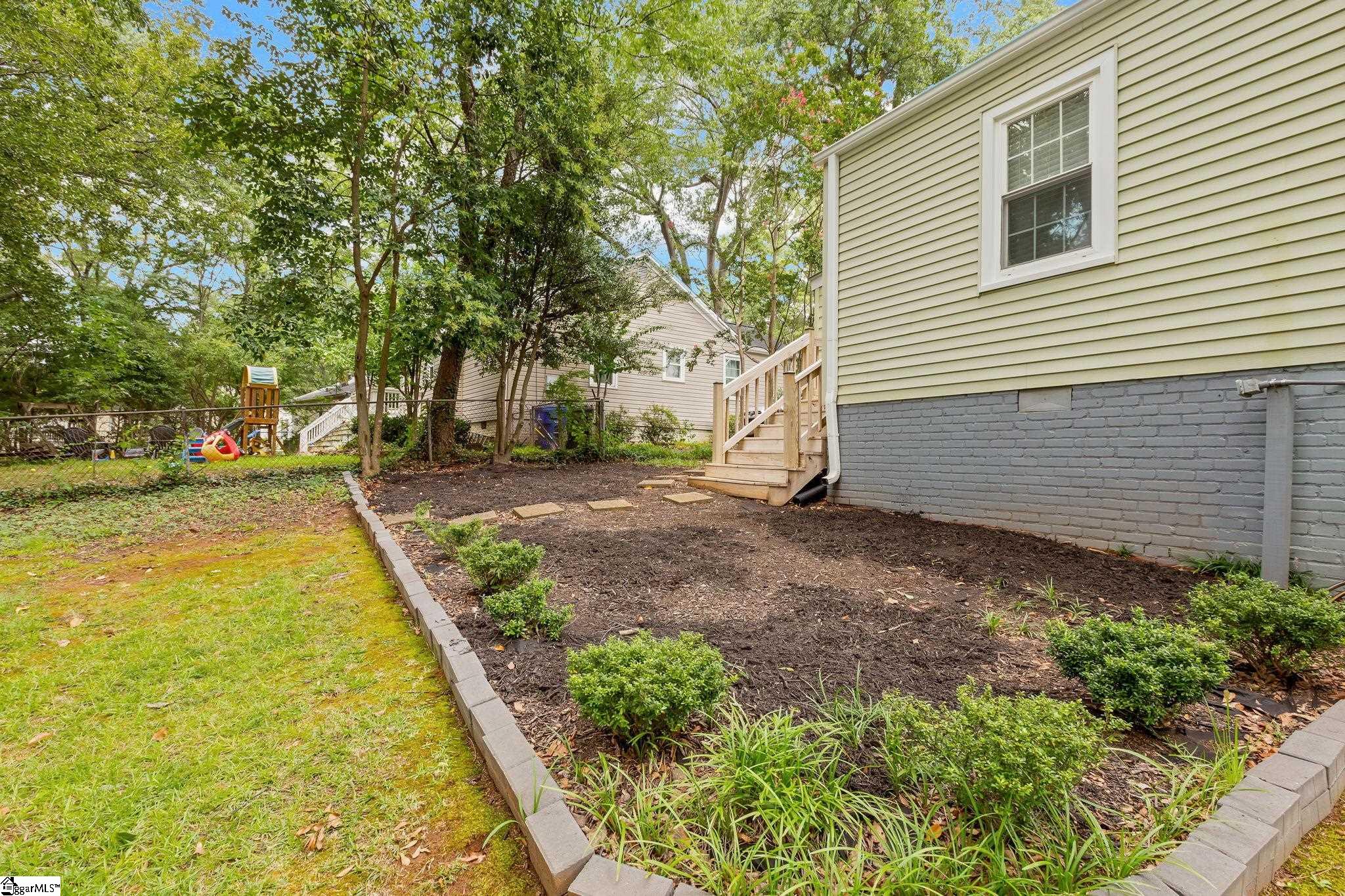 209 Dupont Drive Greenville, SC 29607