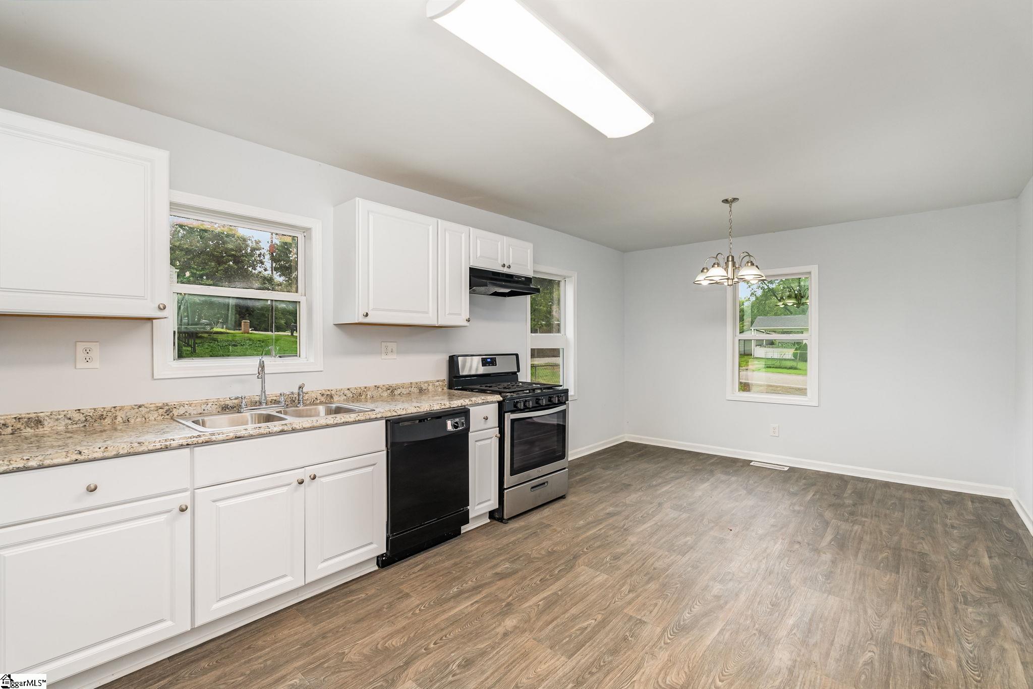 320 Crosby Circle Greenville, SC 29605