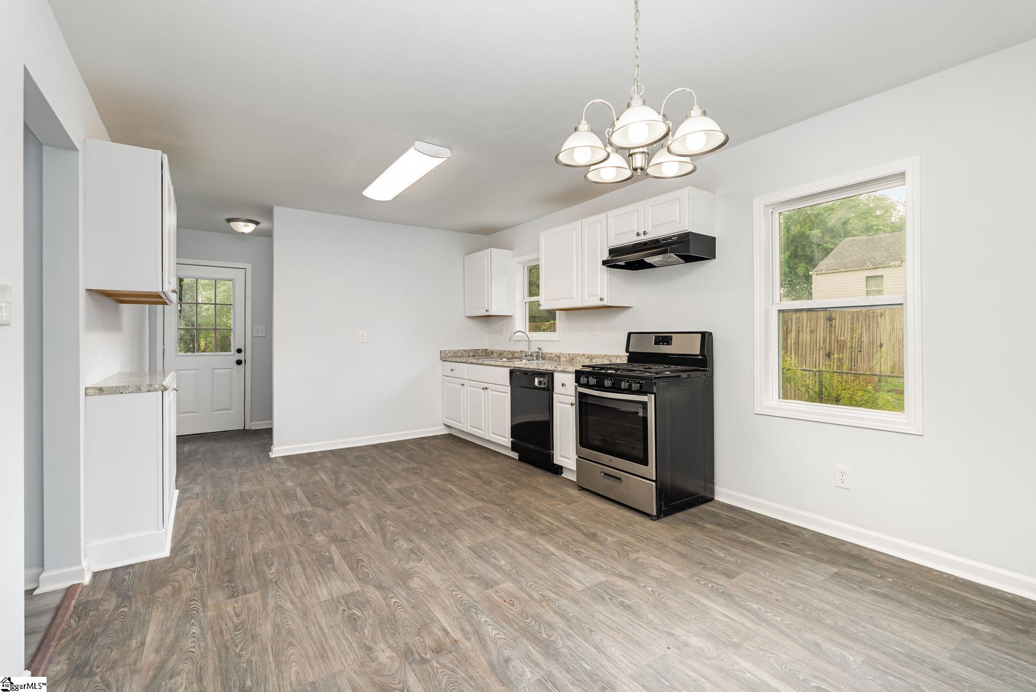 320 Crosby Circle Greenville, SC 29605