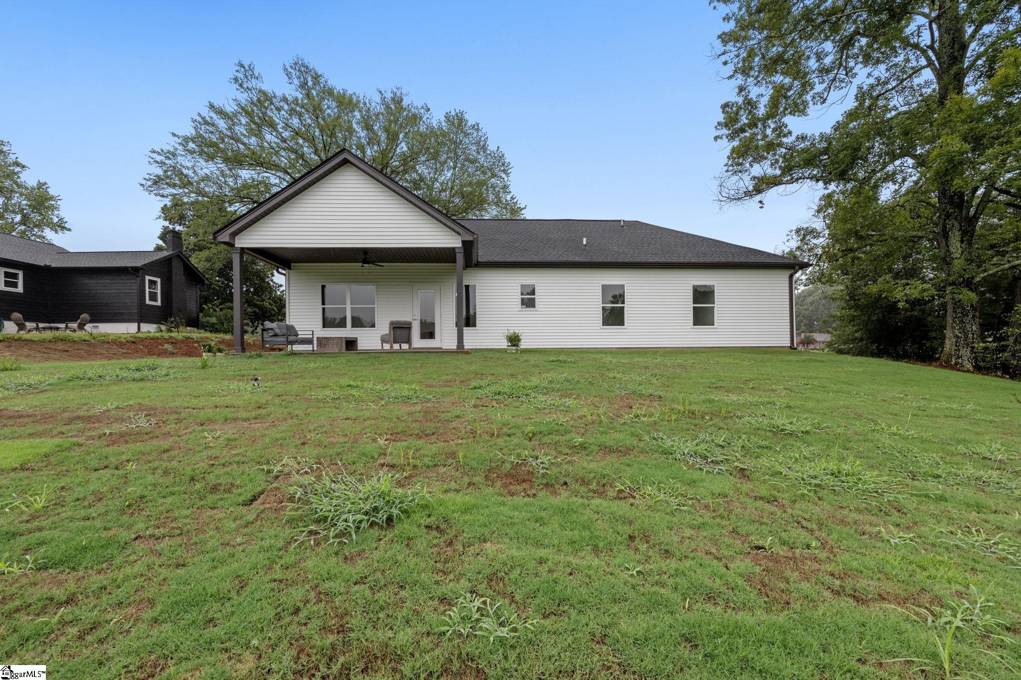 369 Tigerville Road Travelers Rest, SC 29690