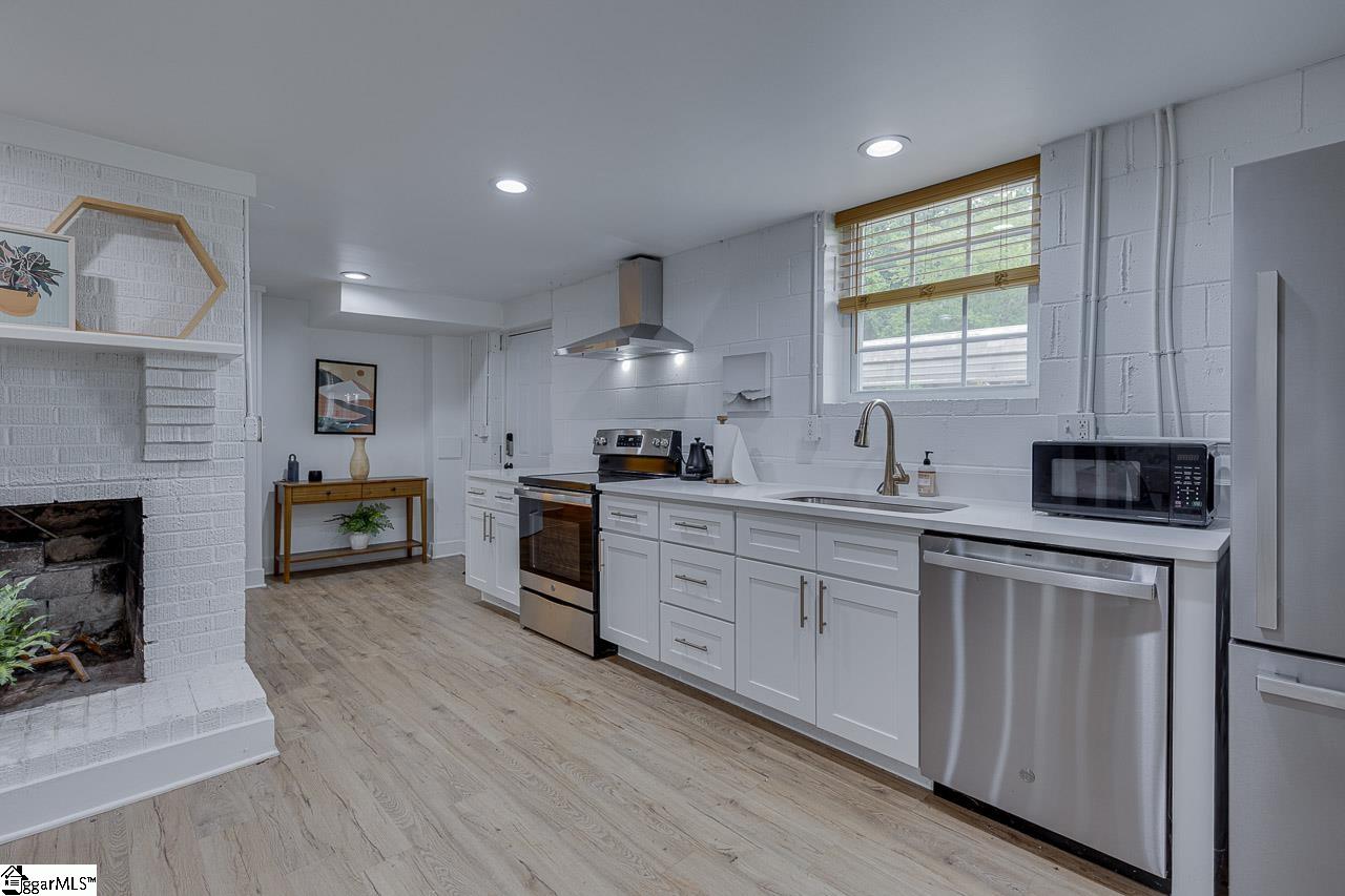 1126 N Highway 25 Travelers Rest, SC 29690
