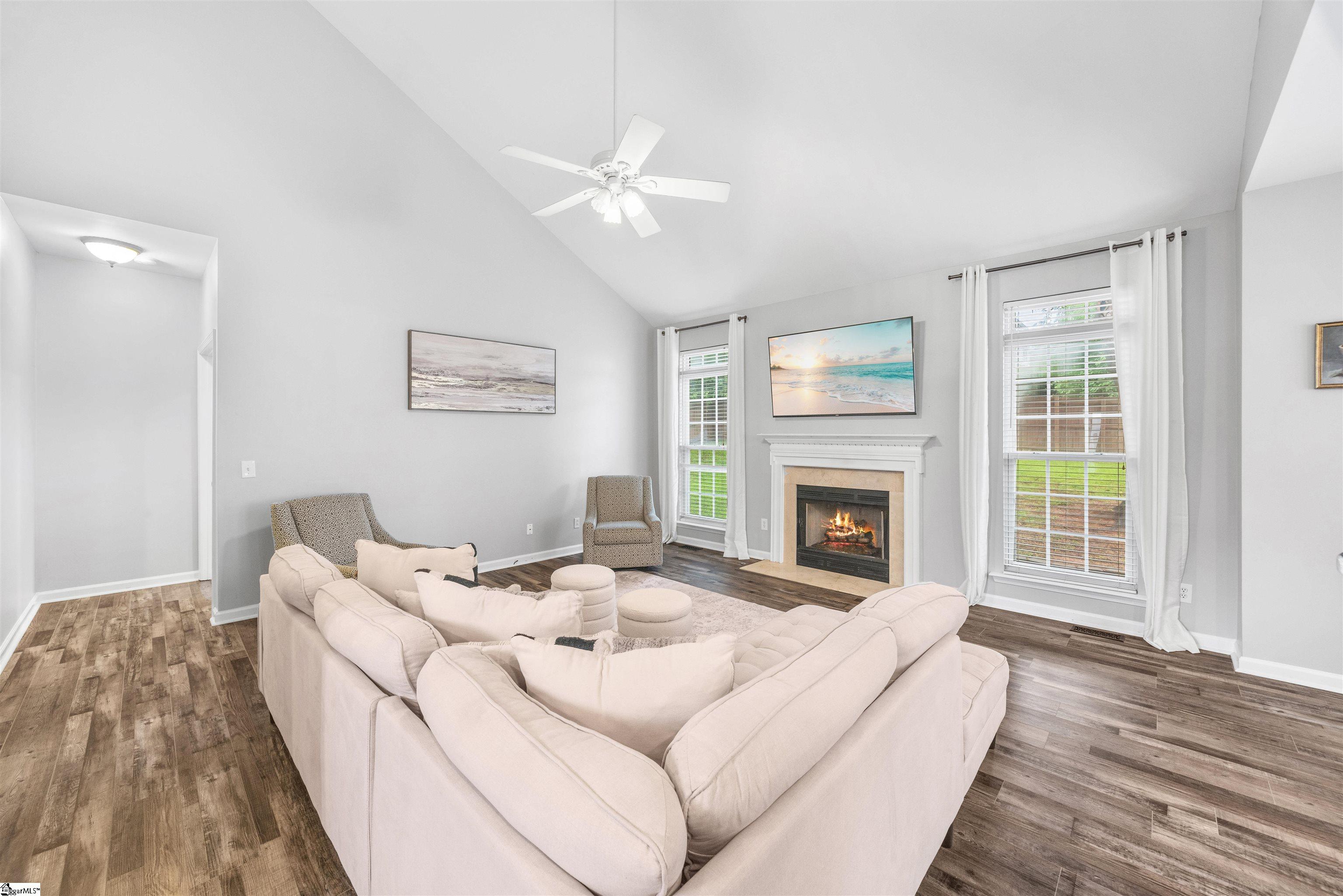 402 Rolling Pines Lane Duncan, SC 29334
