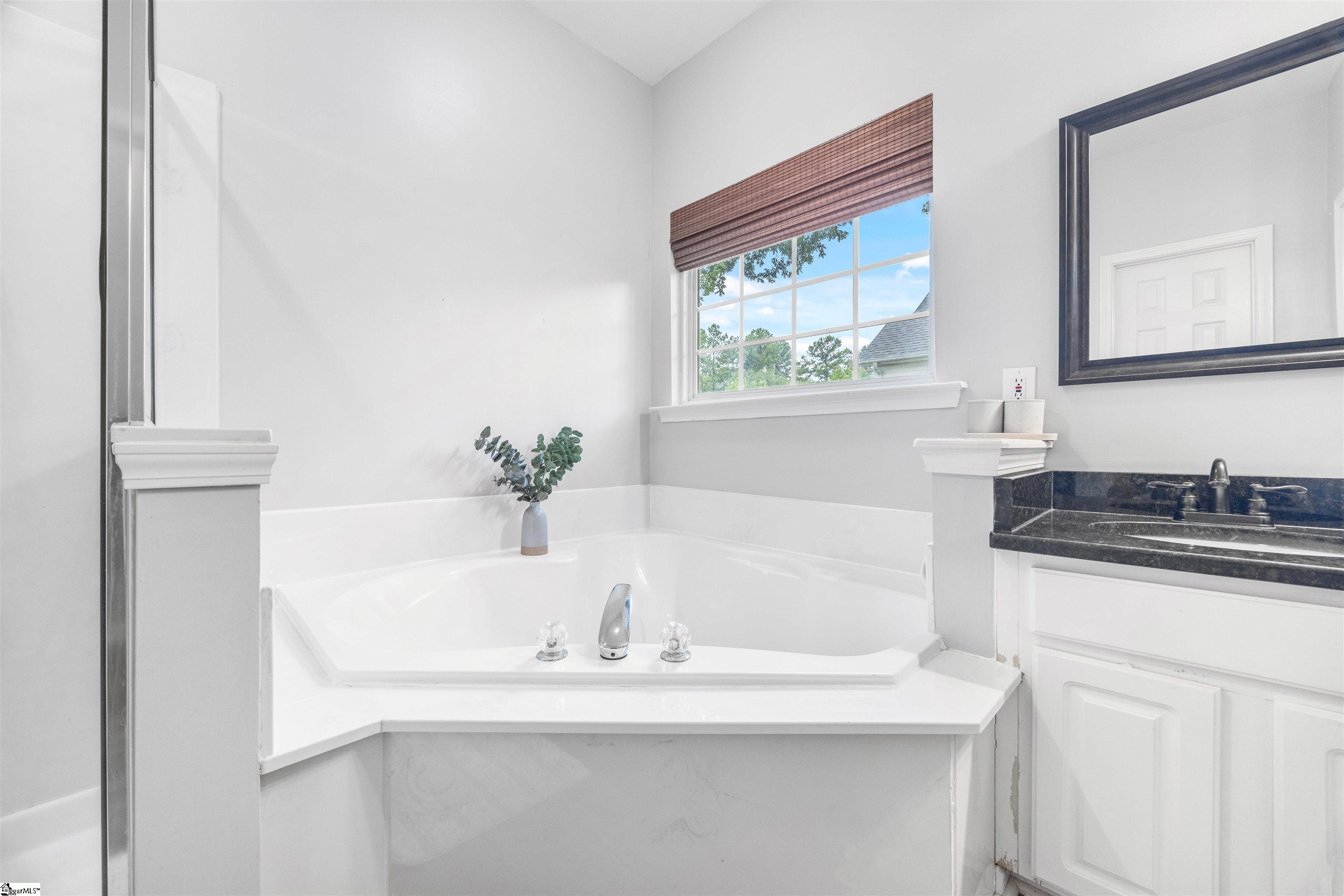402 Rolling Pines Lane Duncan, SC 29334