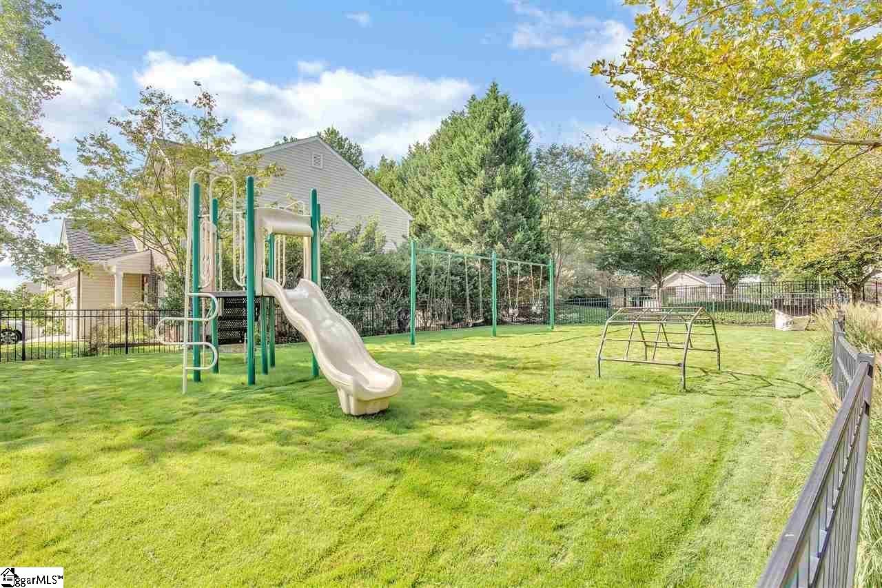402 Rolling Pines Lane Duncan, SC 29334